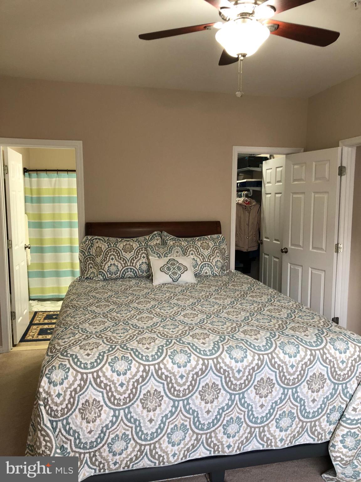 FALLS GABLE - Residential