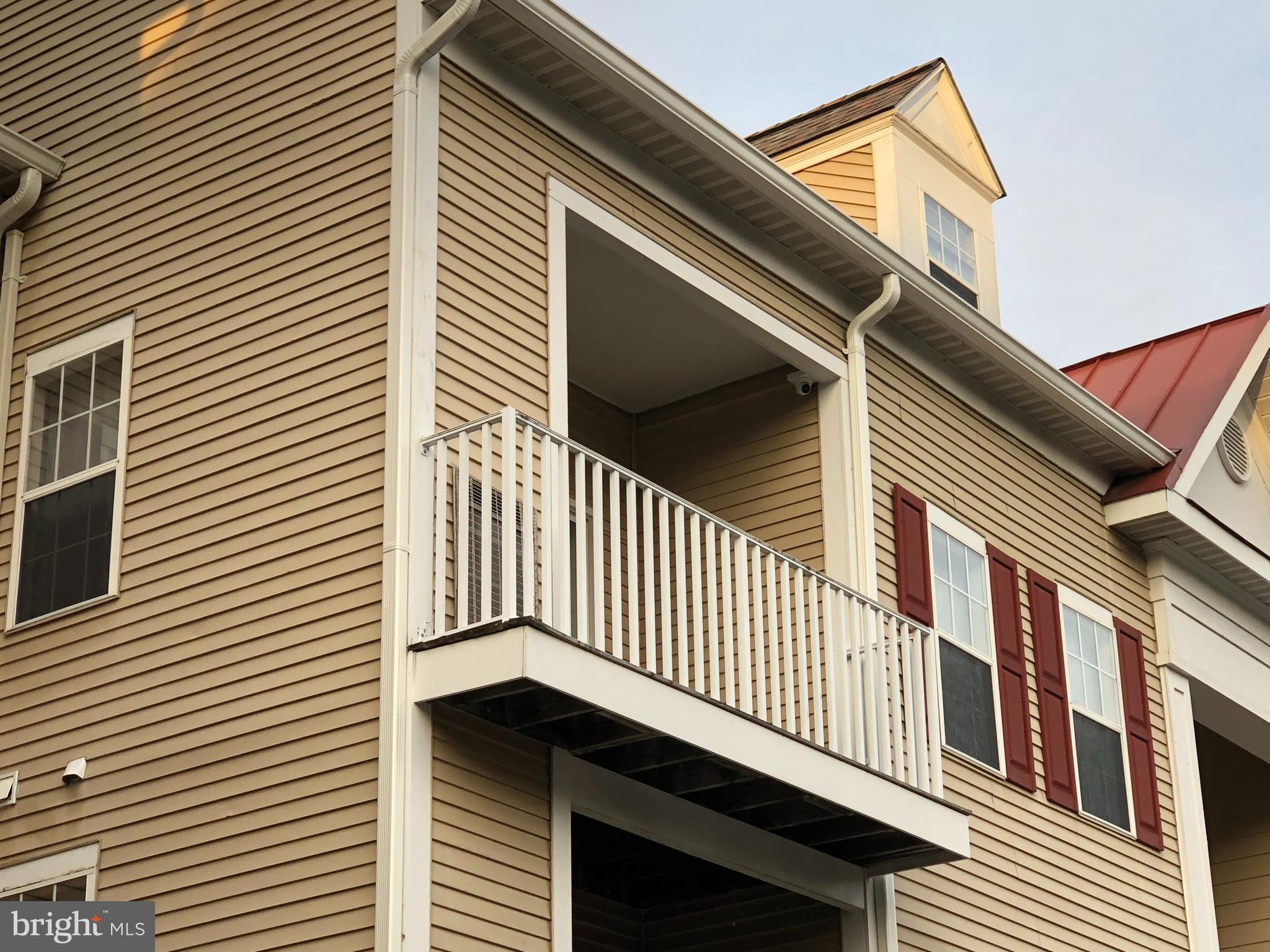 FALLS GABLE - Residential