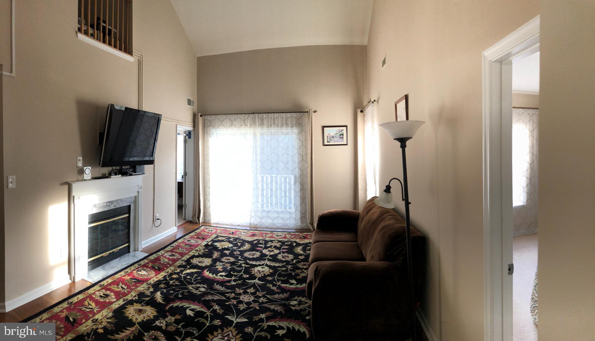 FALLS GABLE - Residential