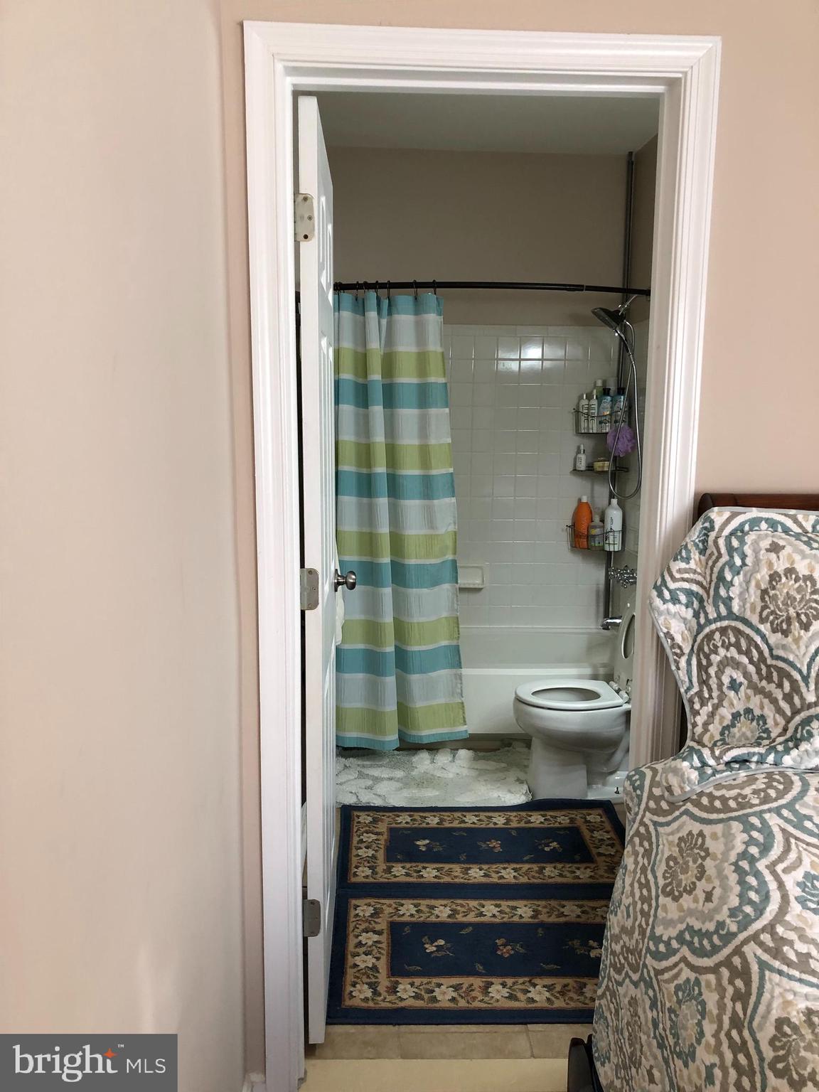 FALLS GABLE - Residential