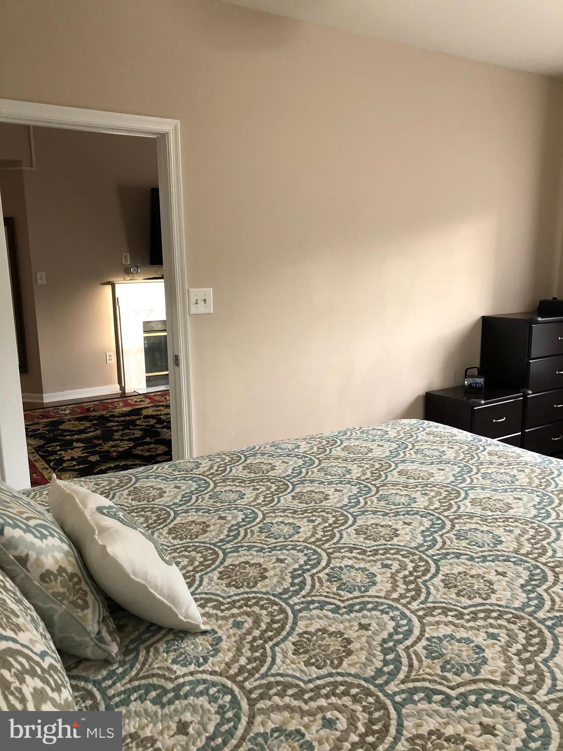 FALLS GABLE - Residential