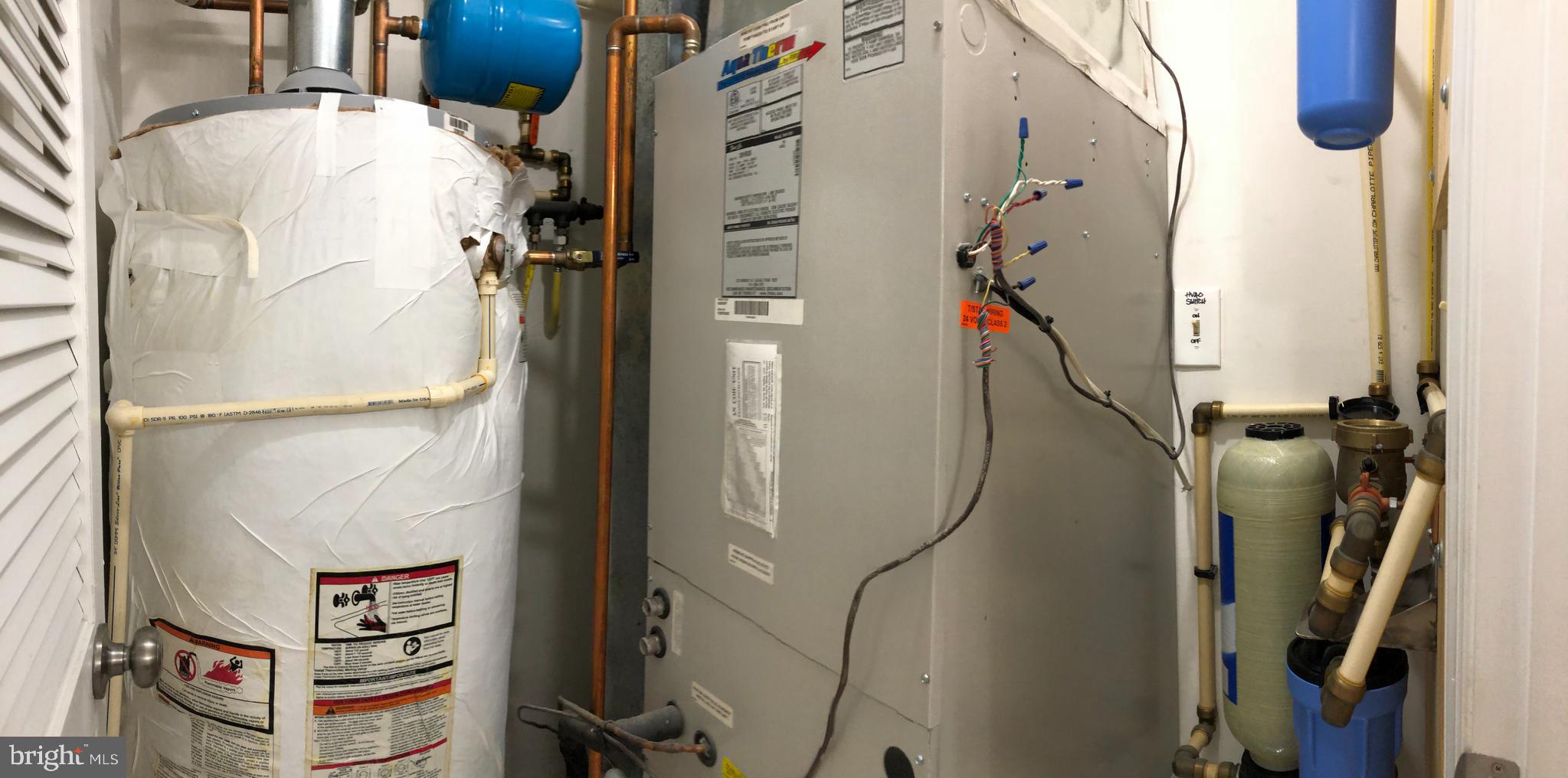 FALLS GABLE - Residential