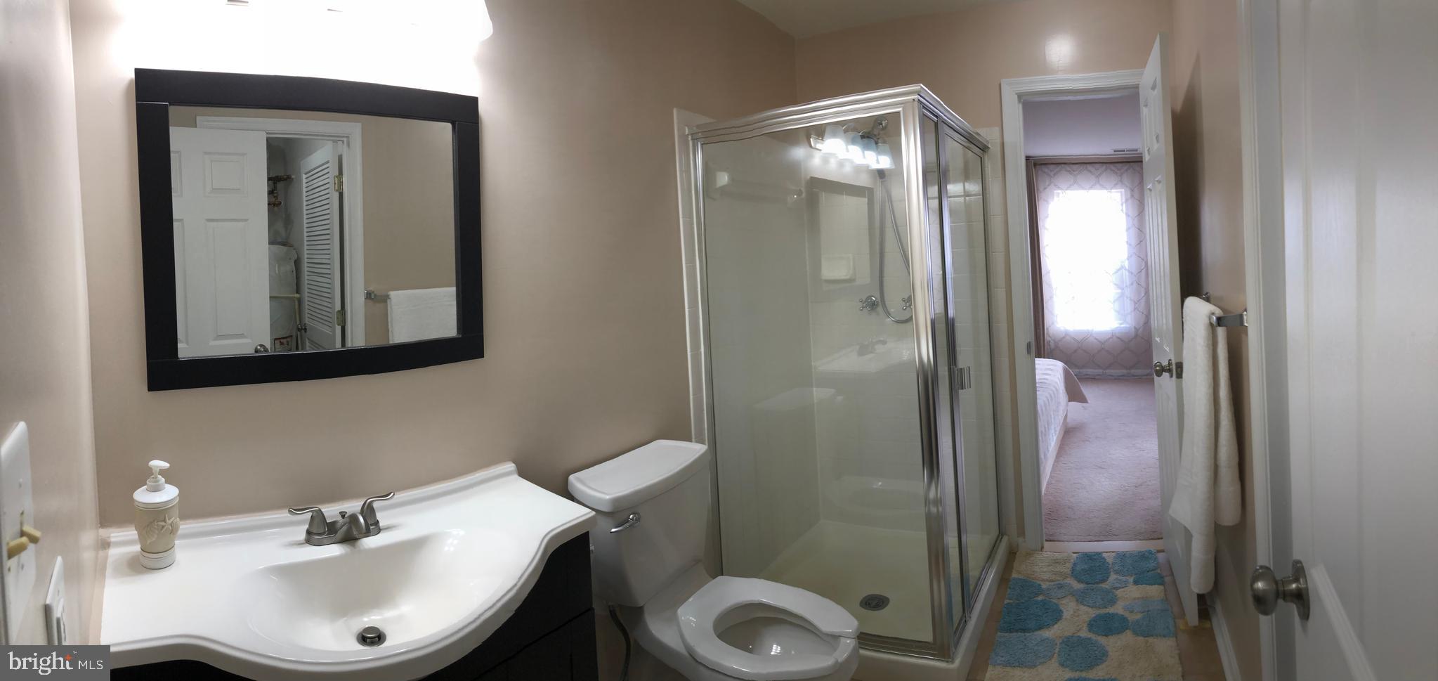 FALLS GABLE - Residential