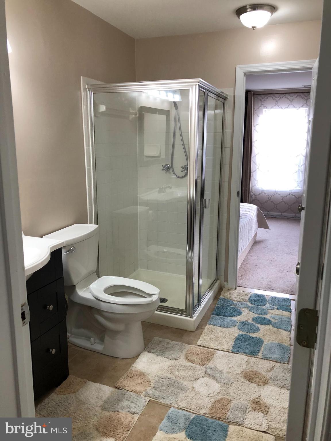 FALLS GABLE - Residential