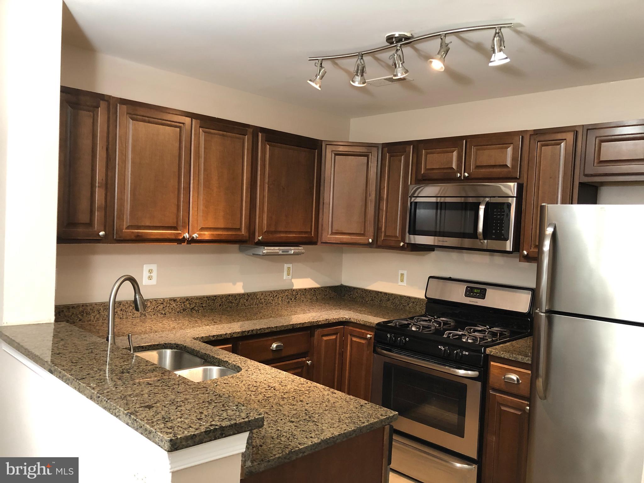 FALLS GABLE - Residential