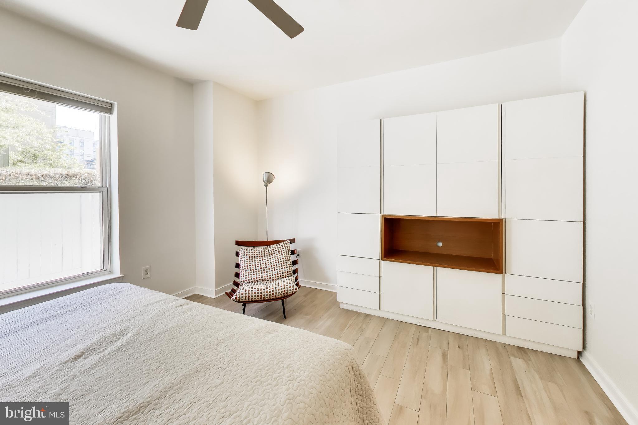 SILVER SPRING - Residential