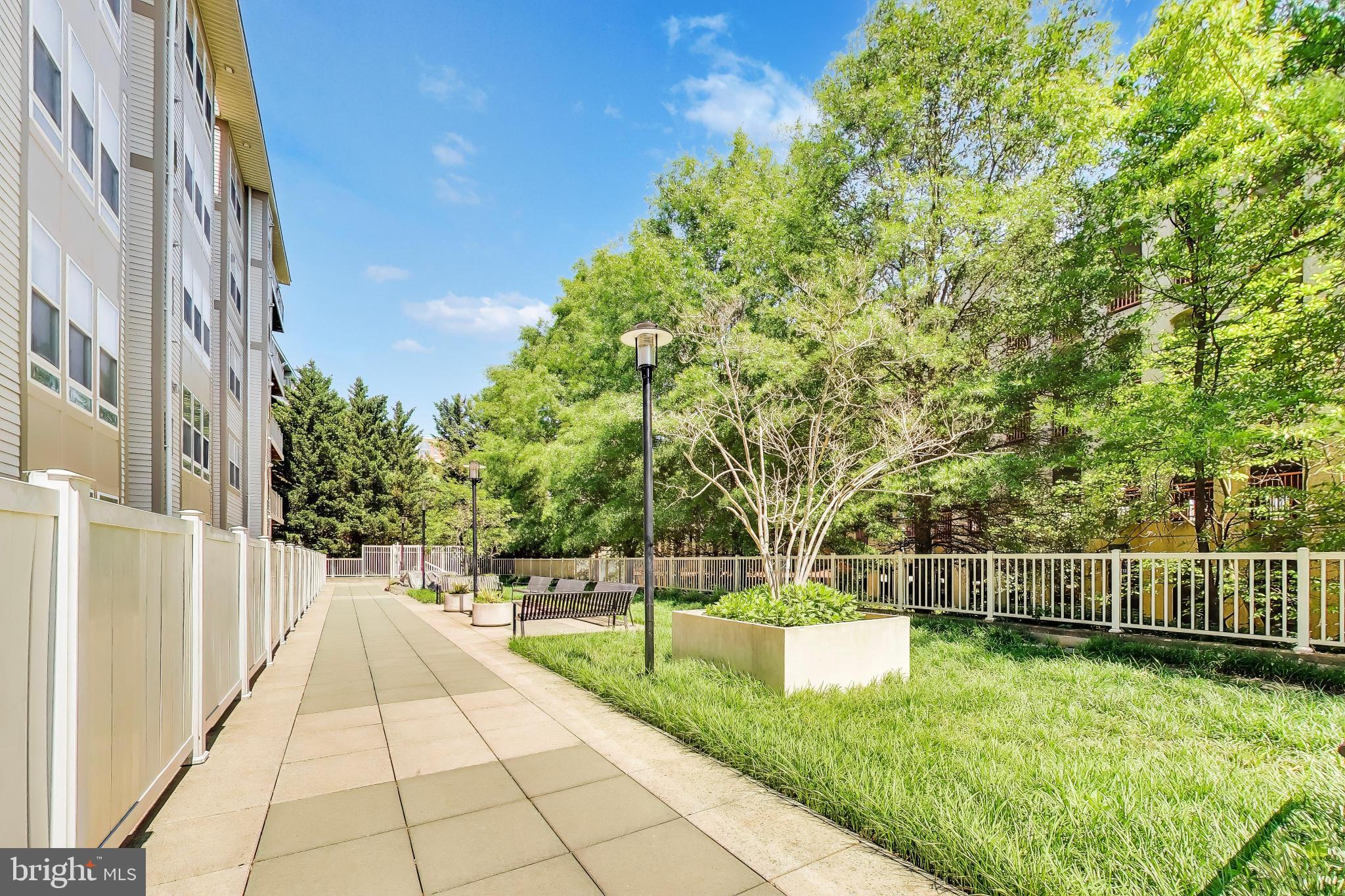 SILVER SPRING - Residential