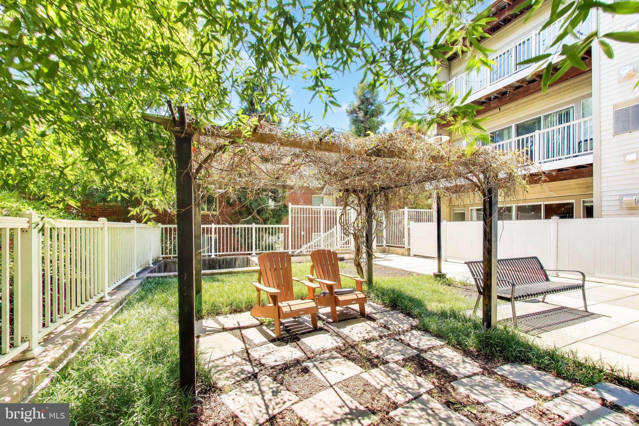 SILVER SPRING - Residential