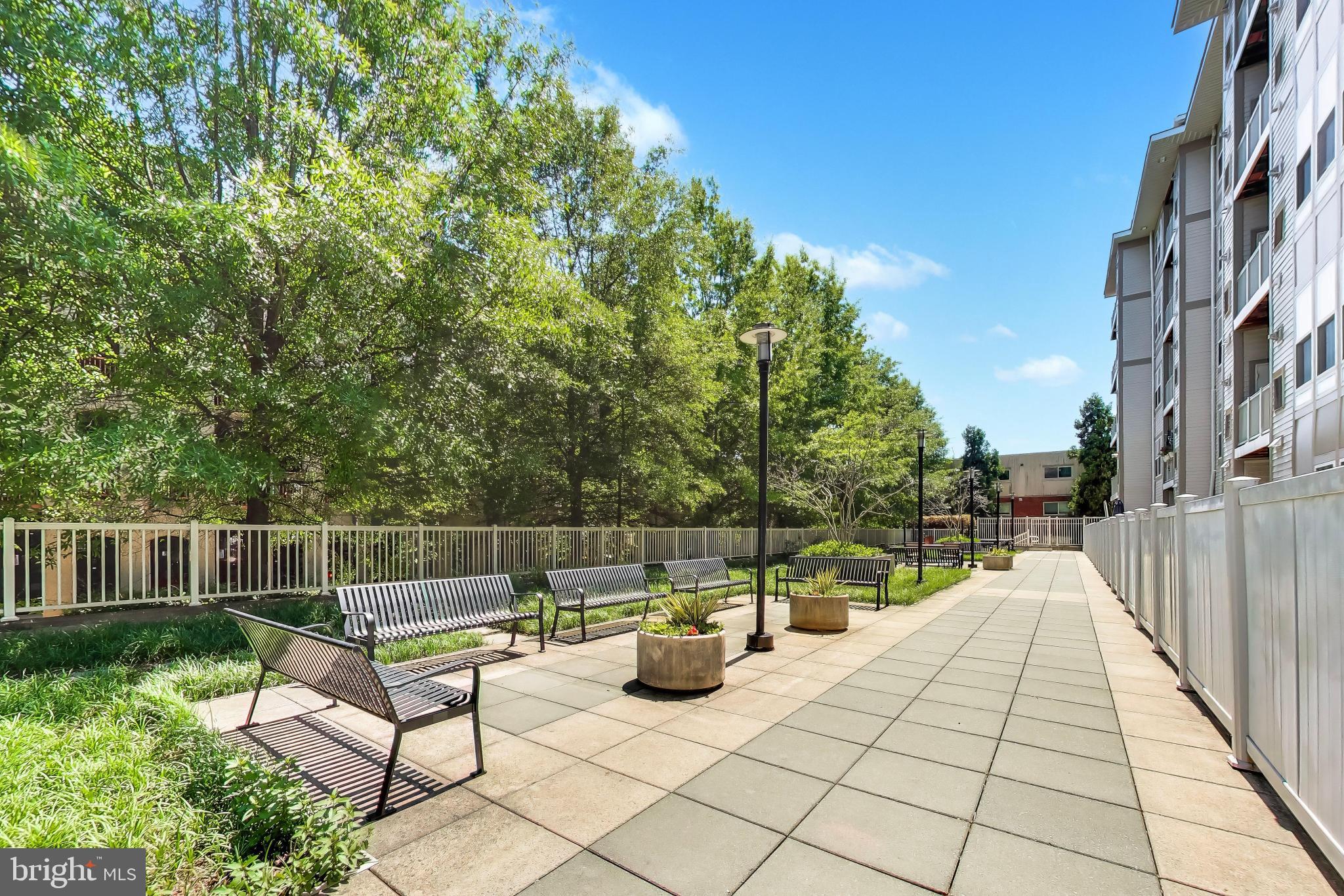 SILVER SPRING - Residential