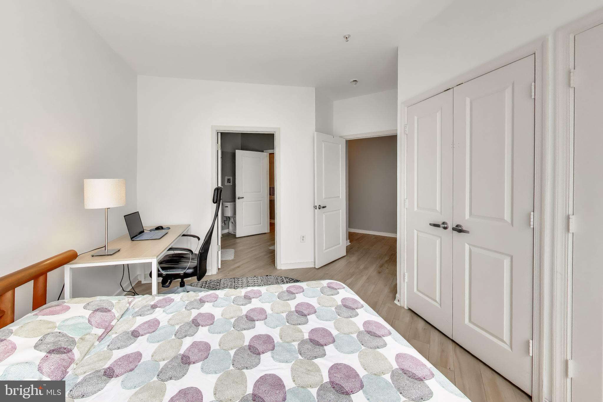 SILVER SPRING - Residential