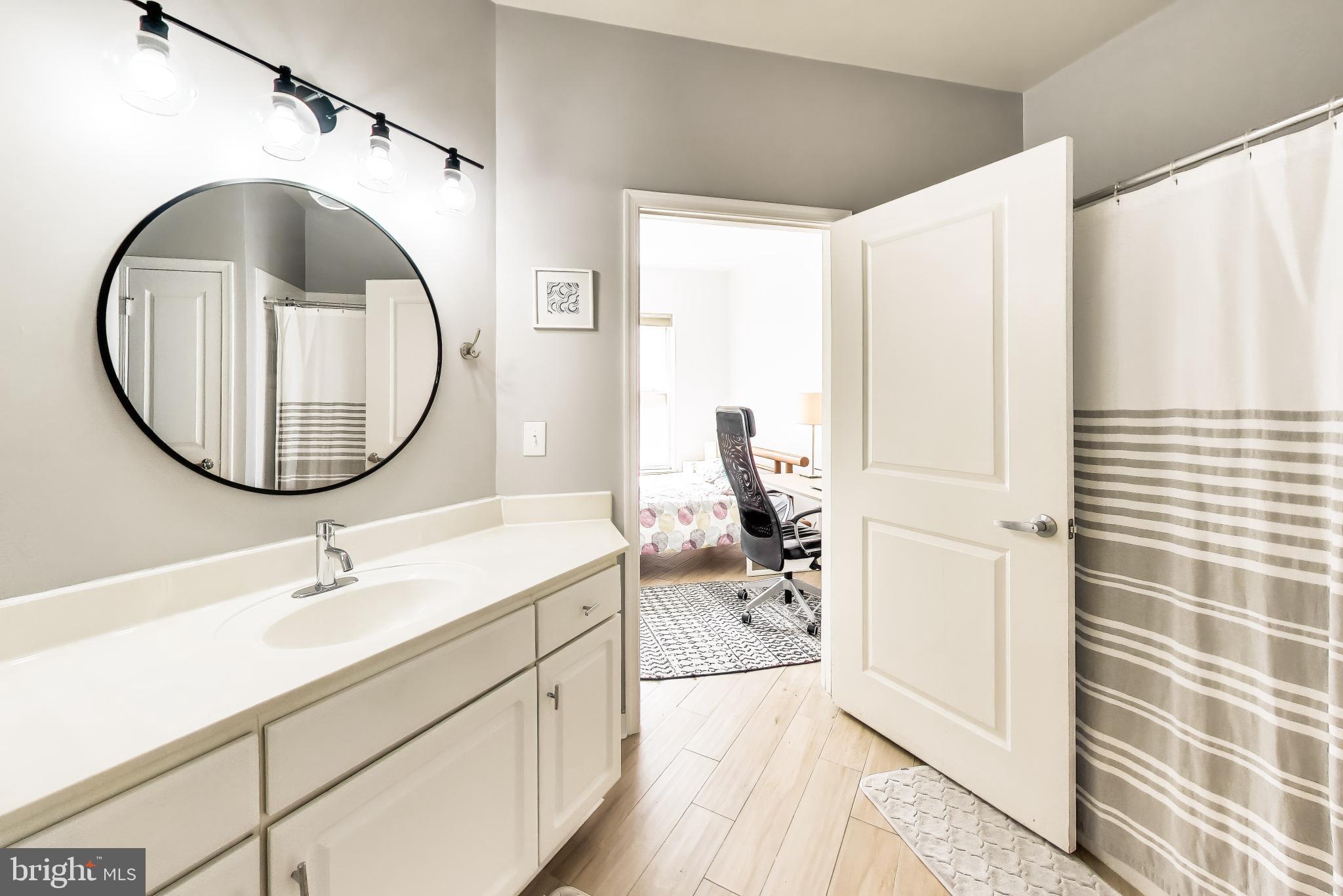 SILVER SPRING - Residential