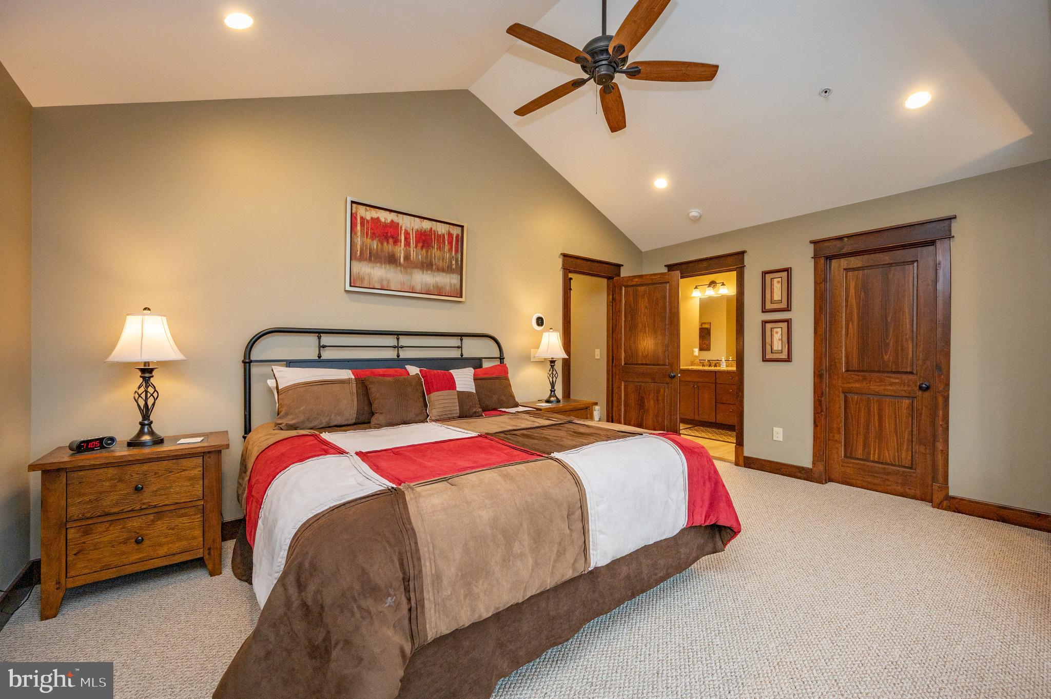 PARADISE HEIGHTS - Residential