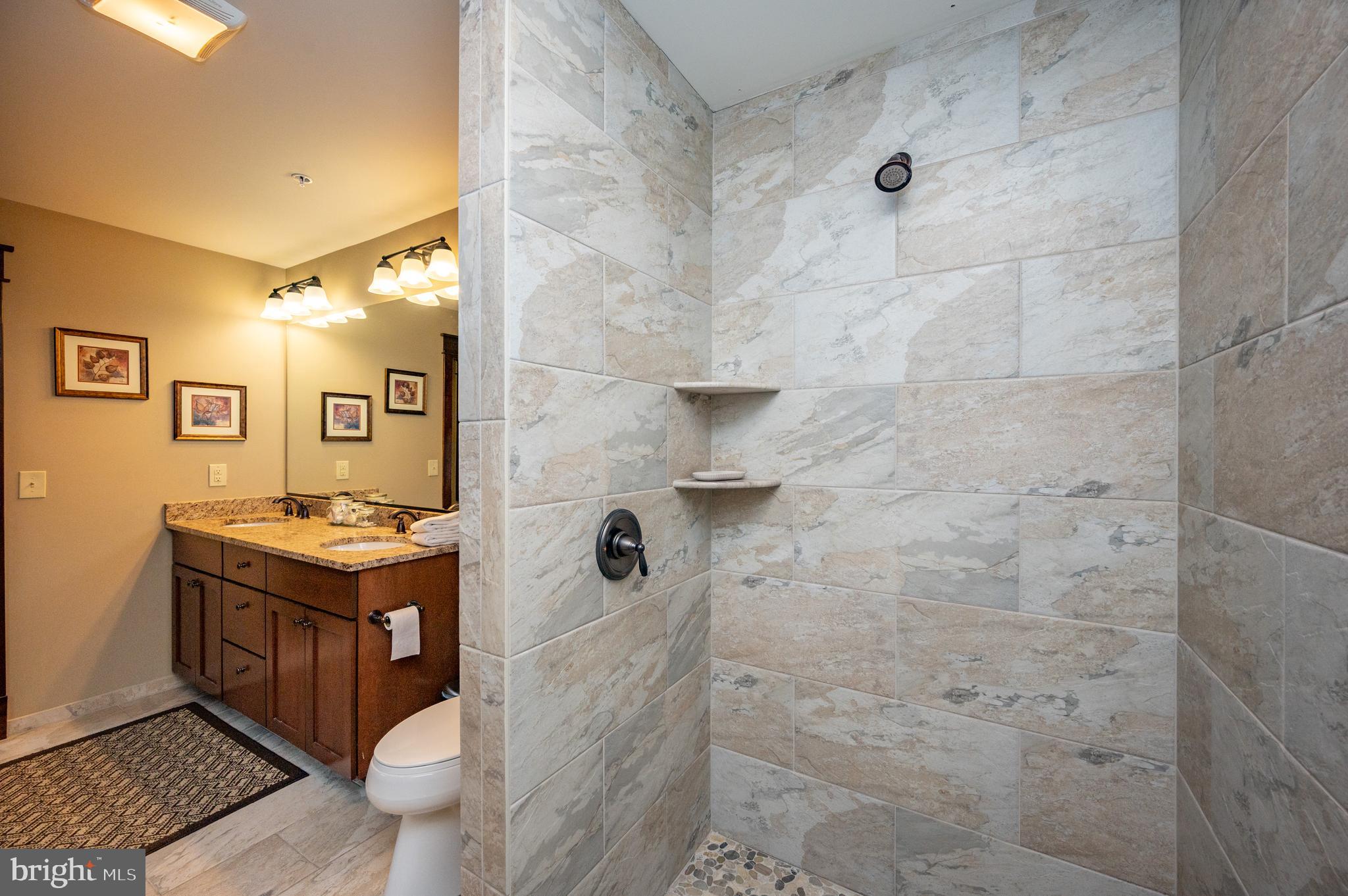 PARADISE HEIGHTS - Residential