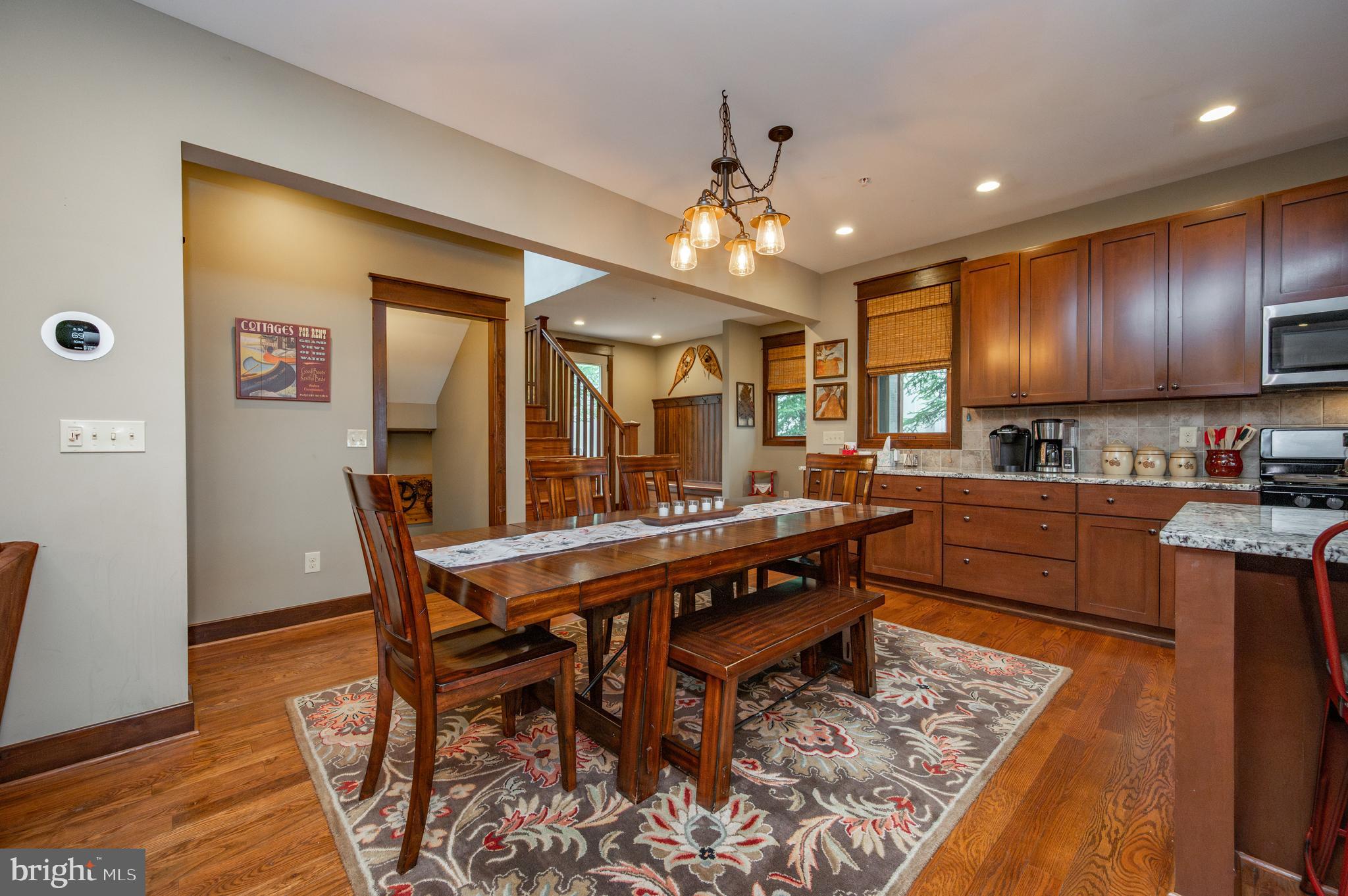 PARADISE HEIGHTS - Residential