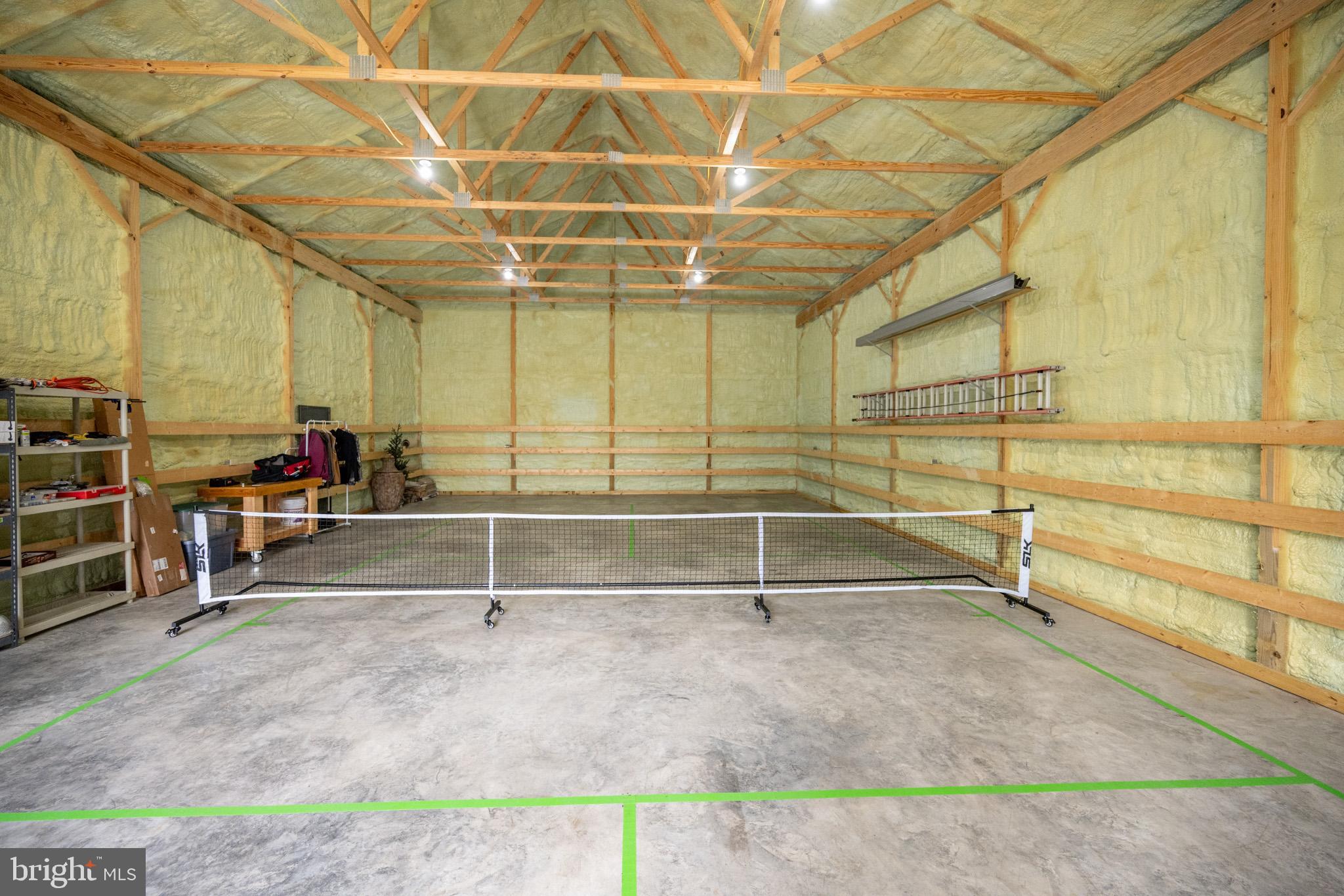 PARADISE HEIGHTS - Residential