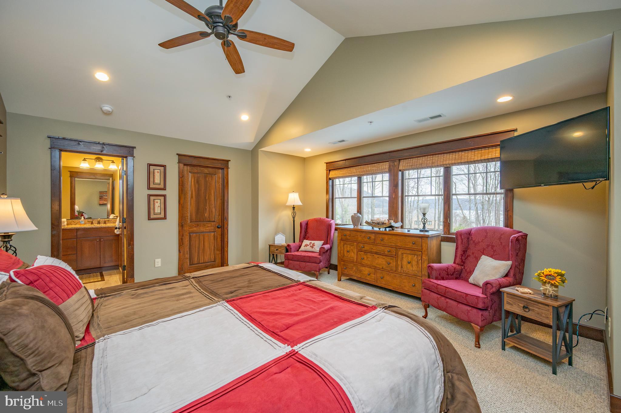 PARADISE HEIGHTS - Residential