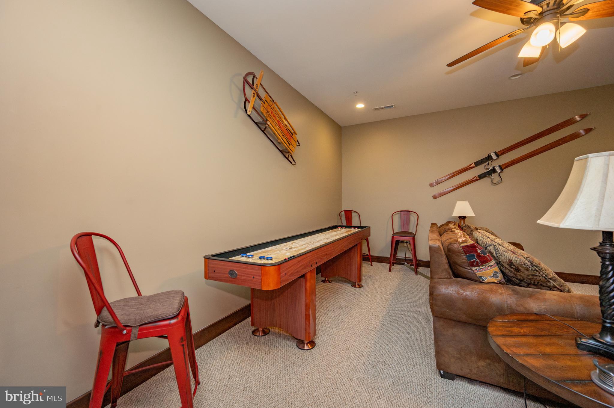 PARADISE HEIGHTS - Residential