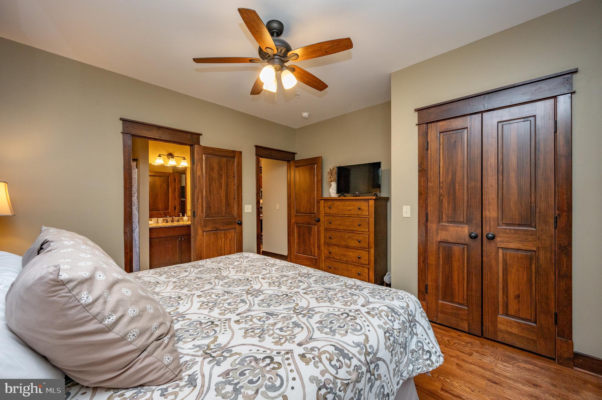 PARADISE HEIGHTS - Residential