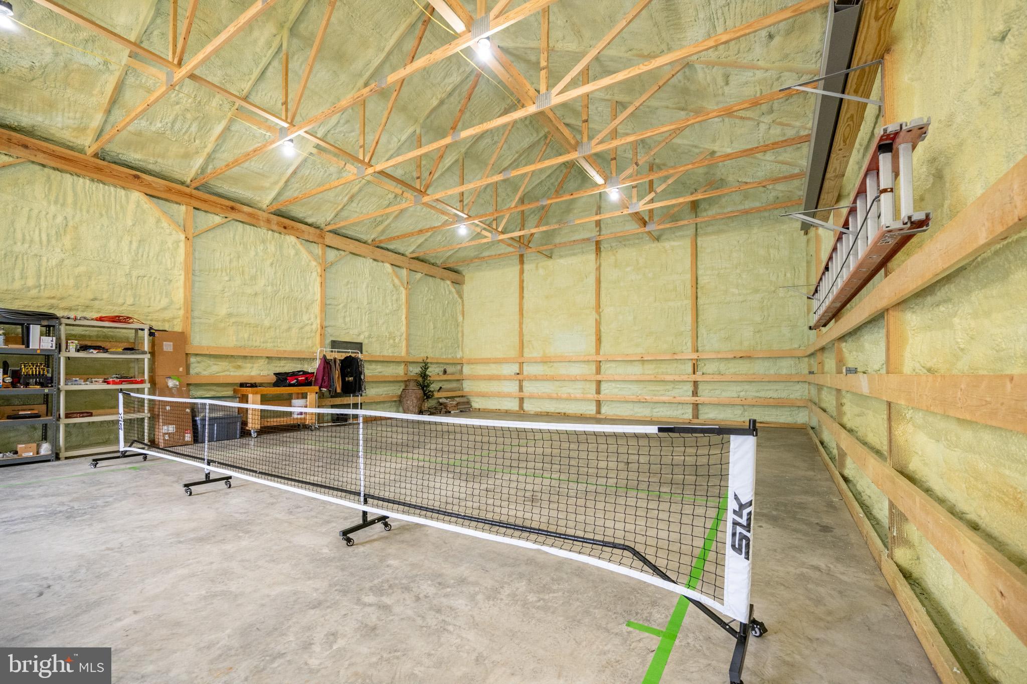 PARADISE HEIGHTS - Residential