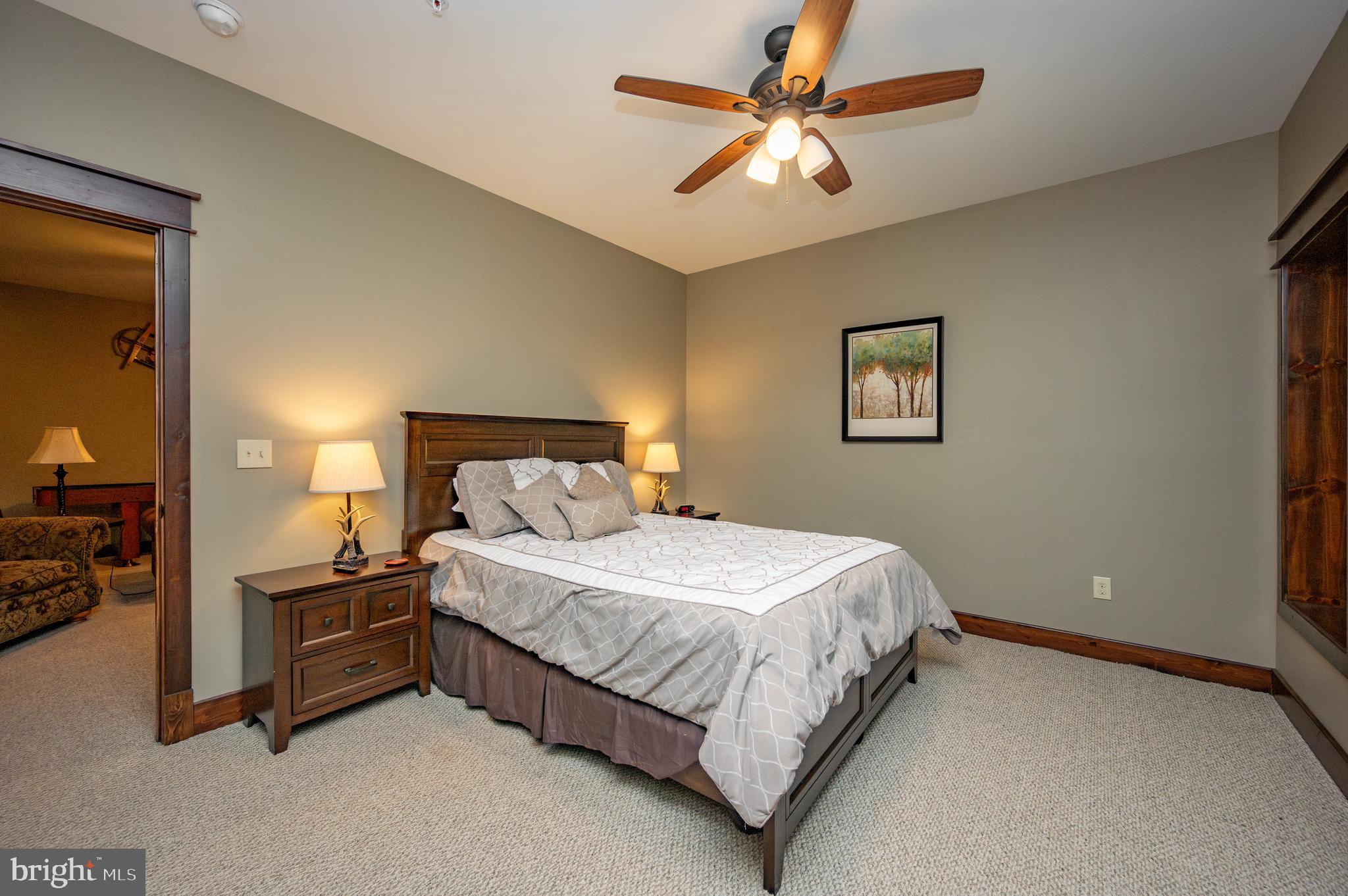 PARADISE HEIGHTS - Residential