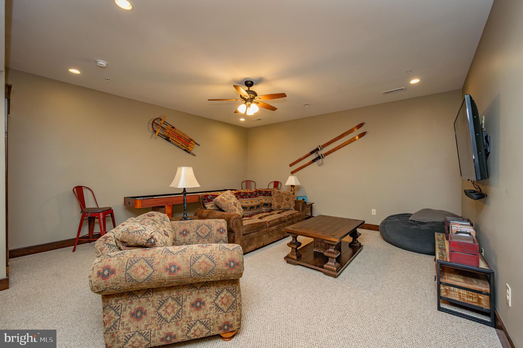 PARADISE HEIGHTS - Residential