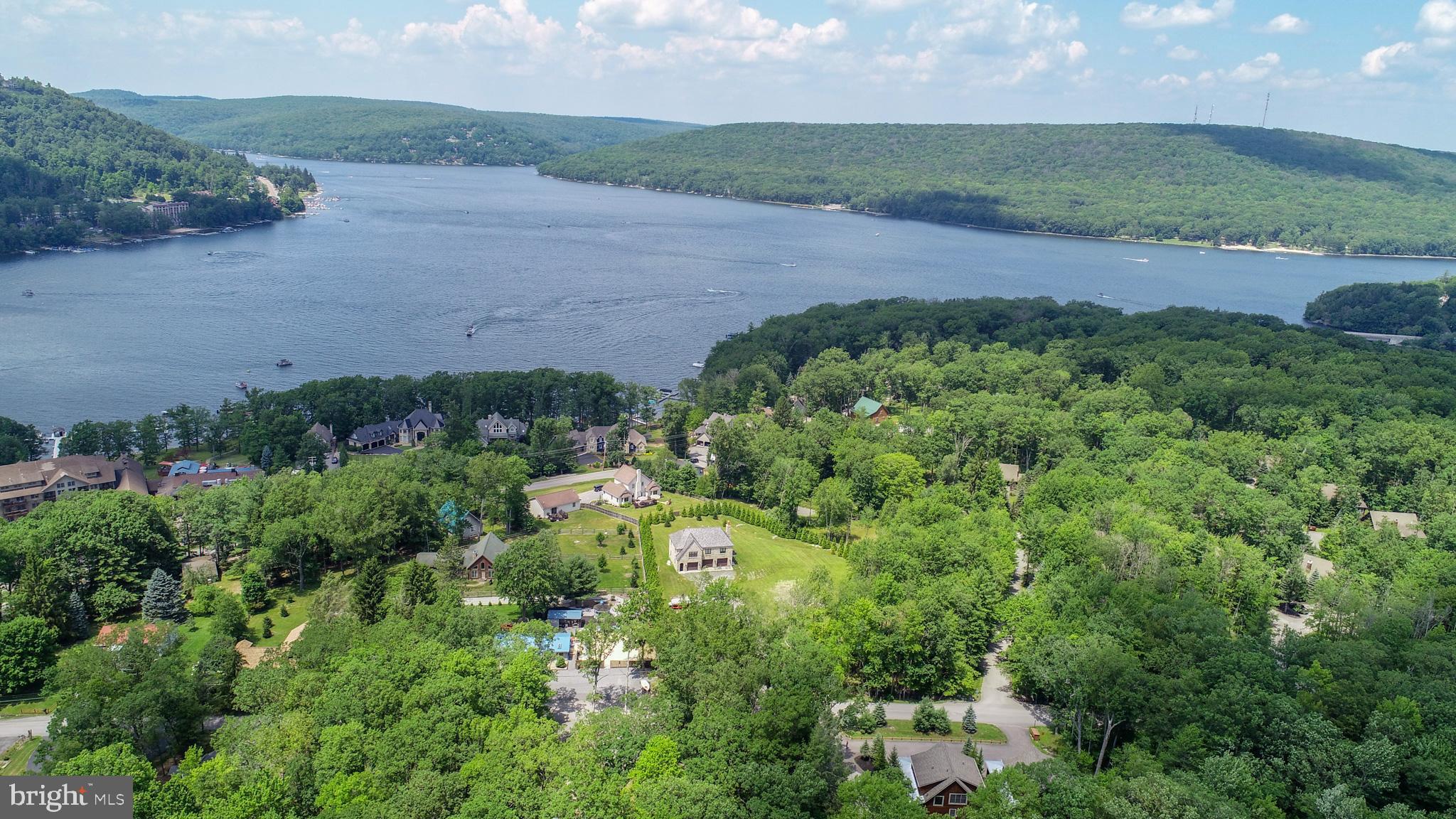 PARADISE HEIGHTS - Residential