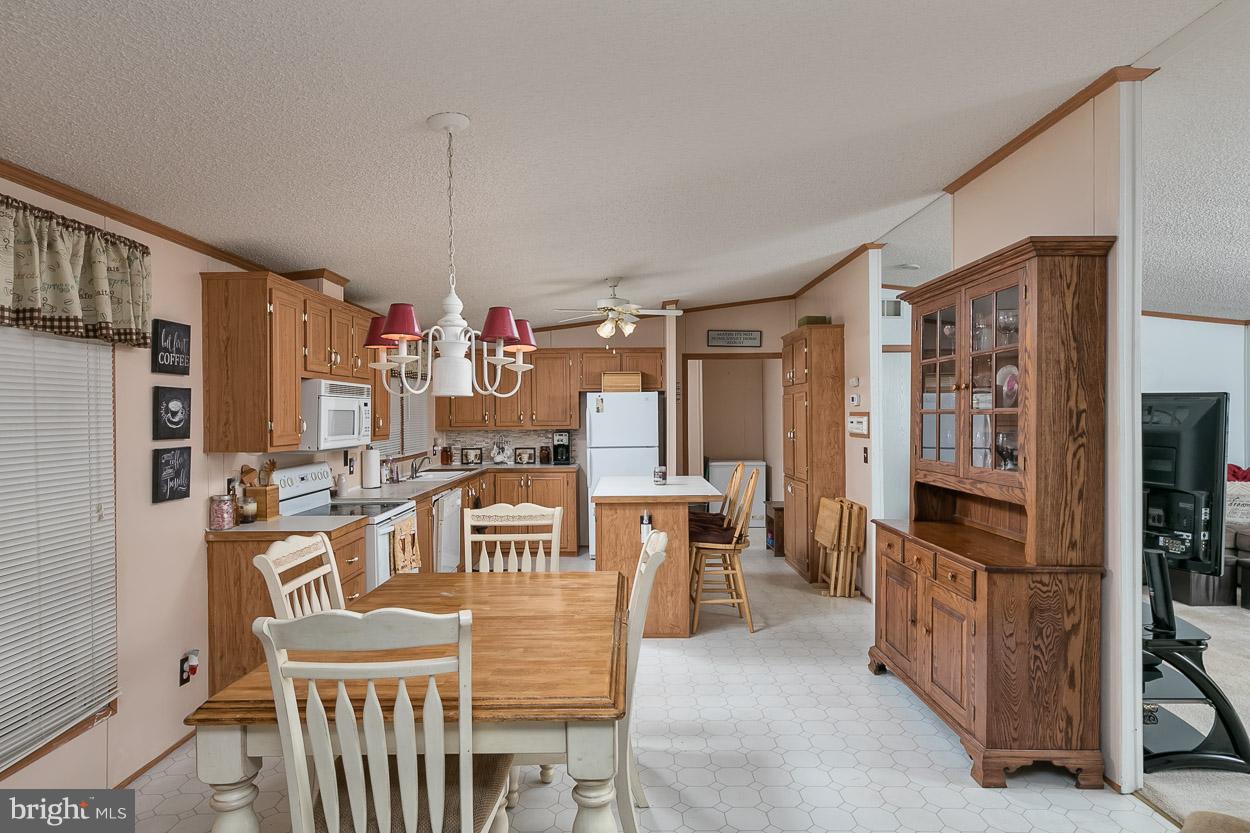 HARFORD VILLAGE - Residential