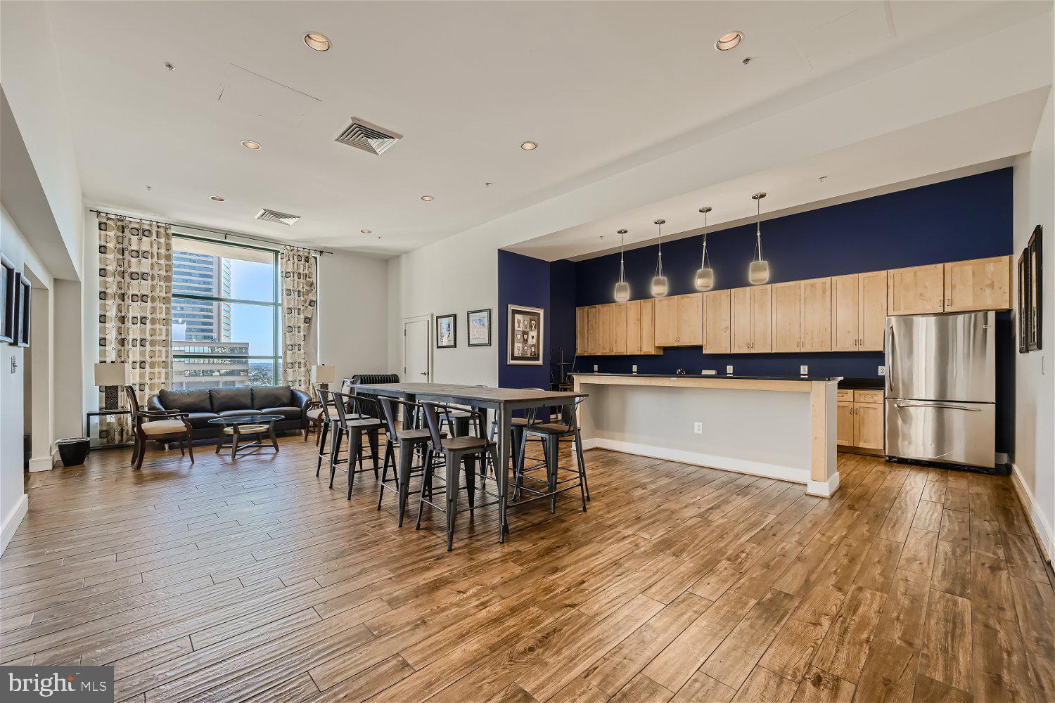 INNER HARBOR - Residential Lease