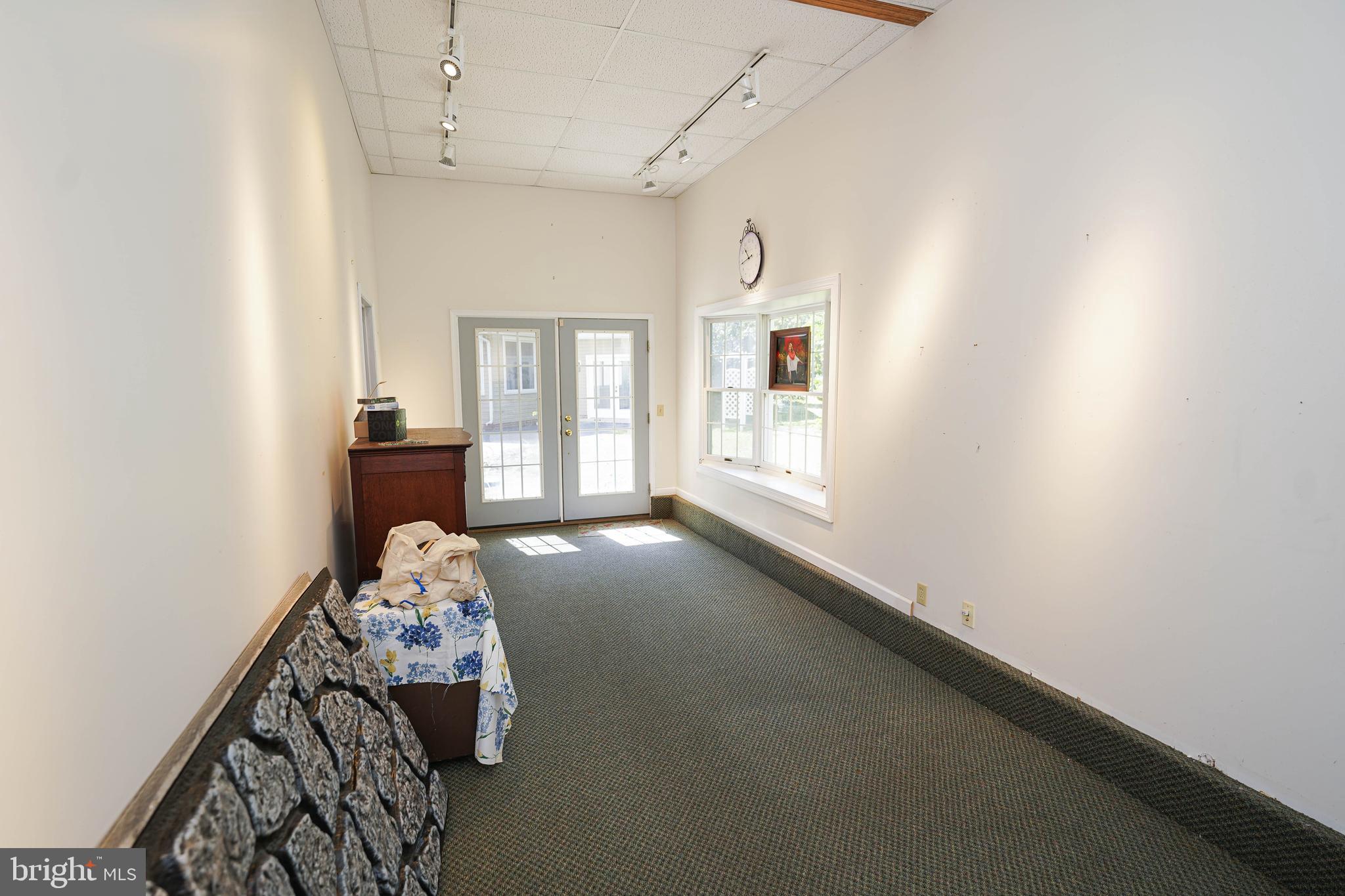 GLENWOOD ACRES - Residential