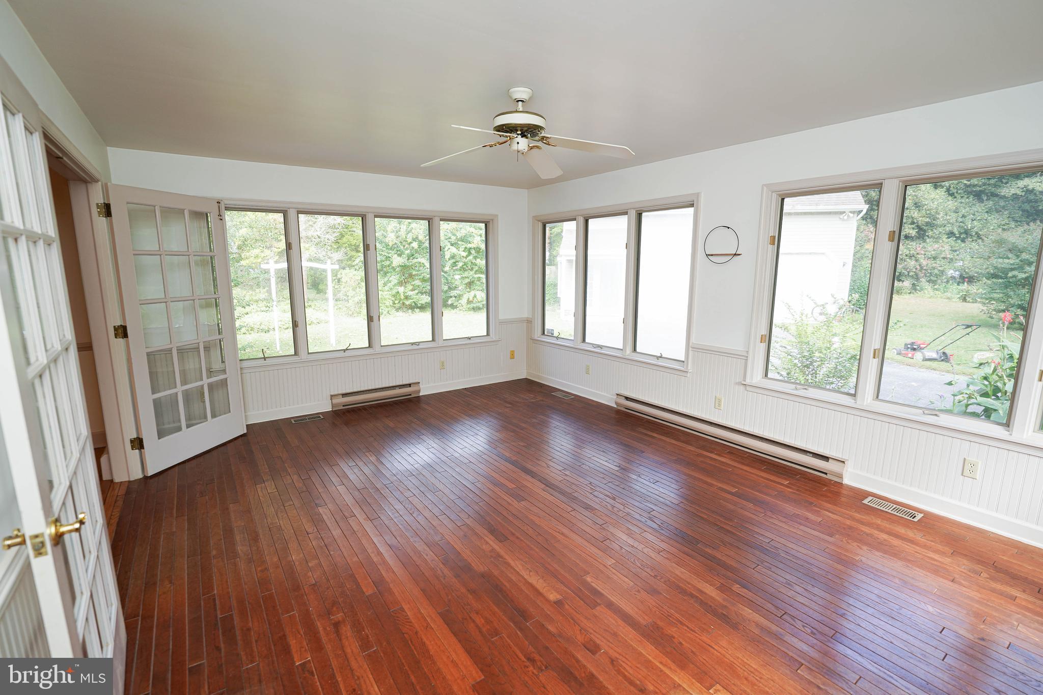 GLENWOOD ACRES - Residential