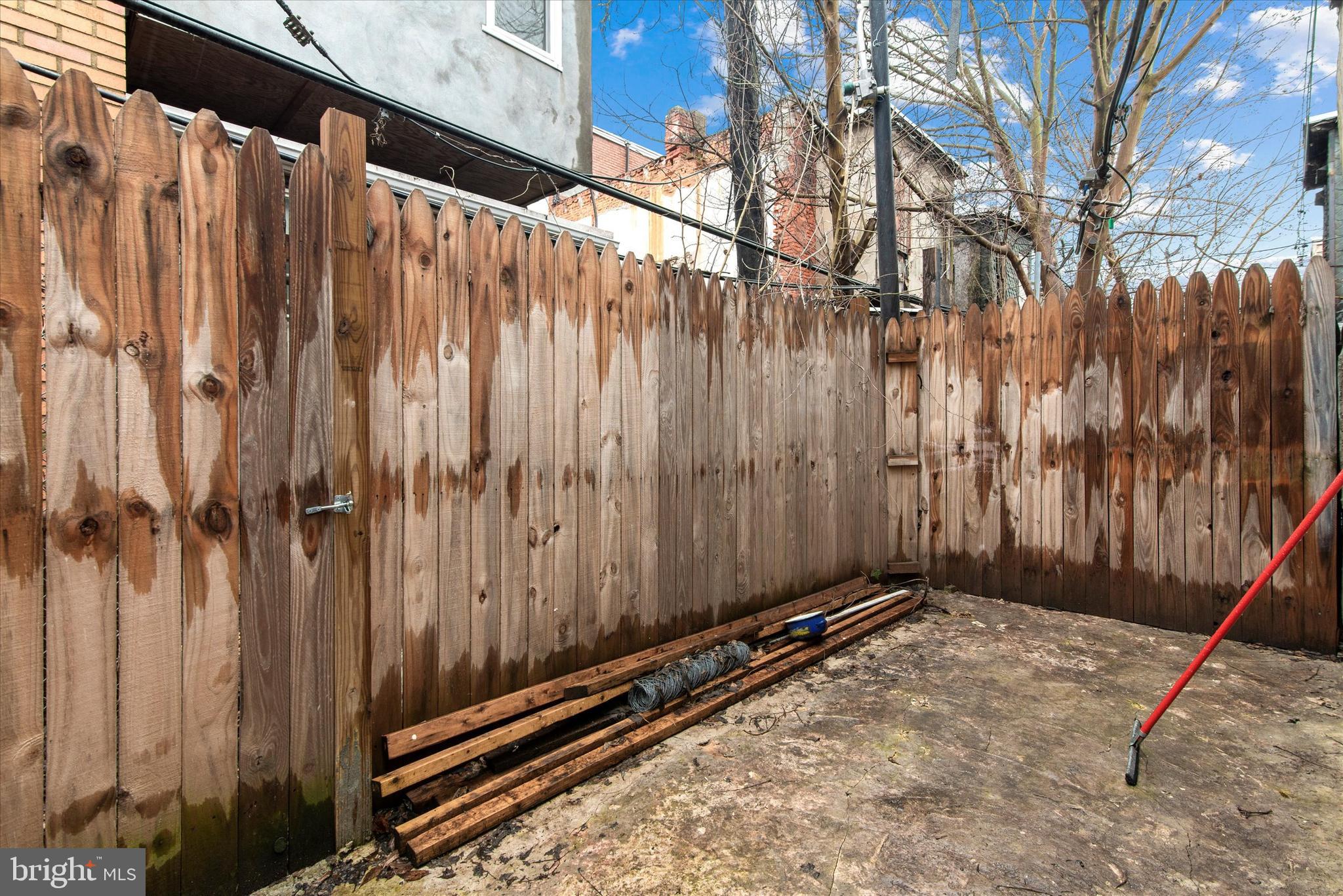 PARKSIDE - Residential