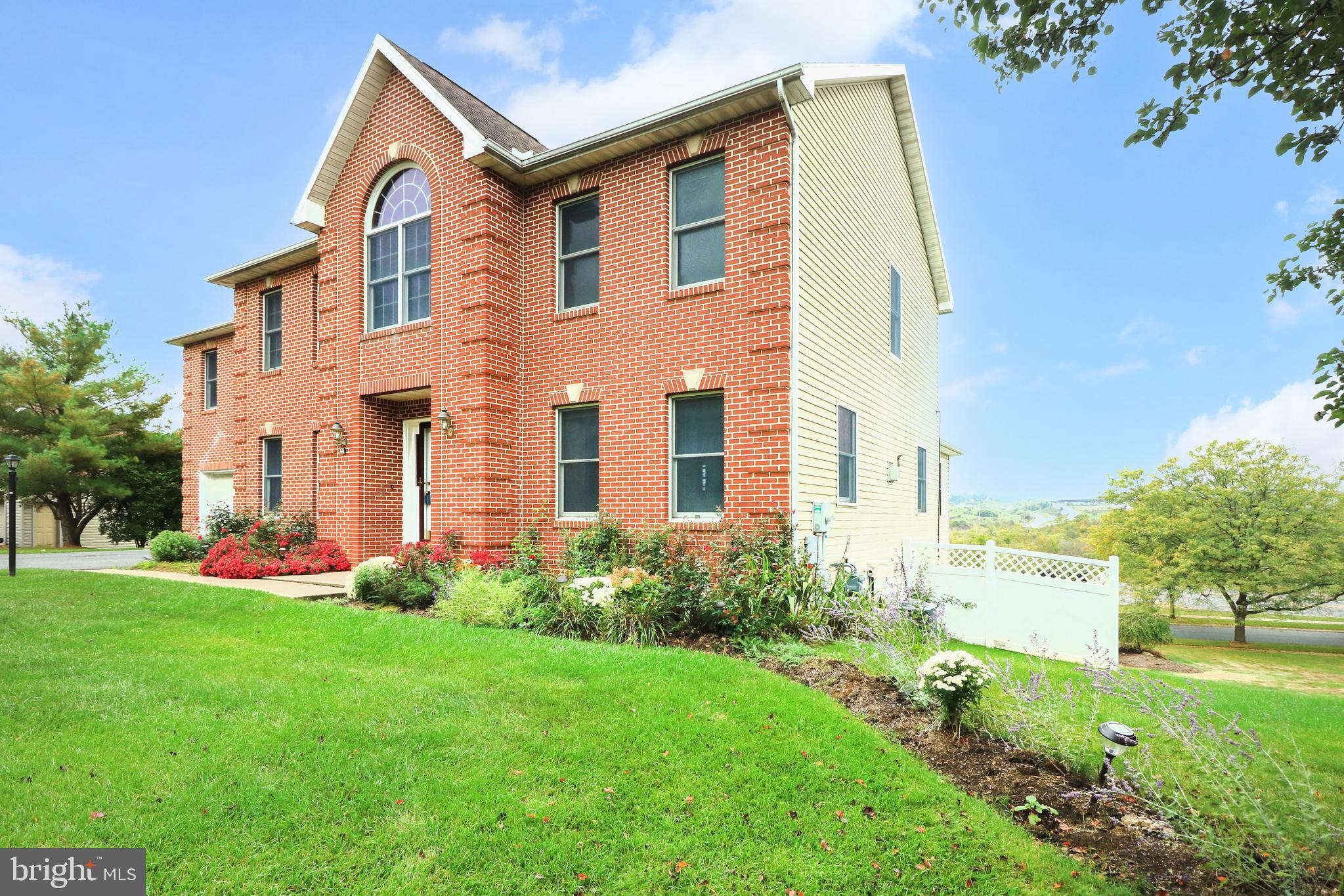 CLOVER HIGHLANDS - Residential