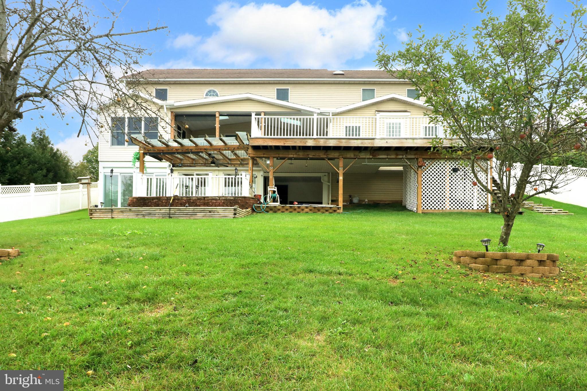 CLOVER HIGHLANDS - Residential