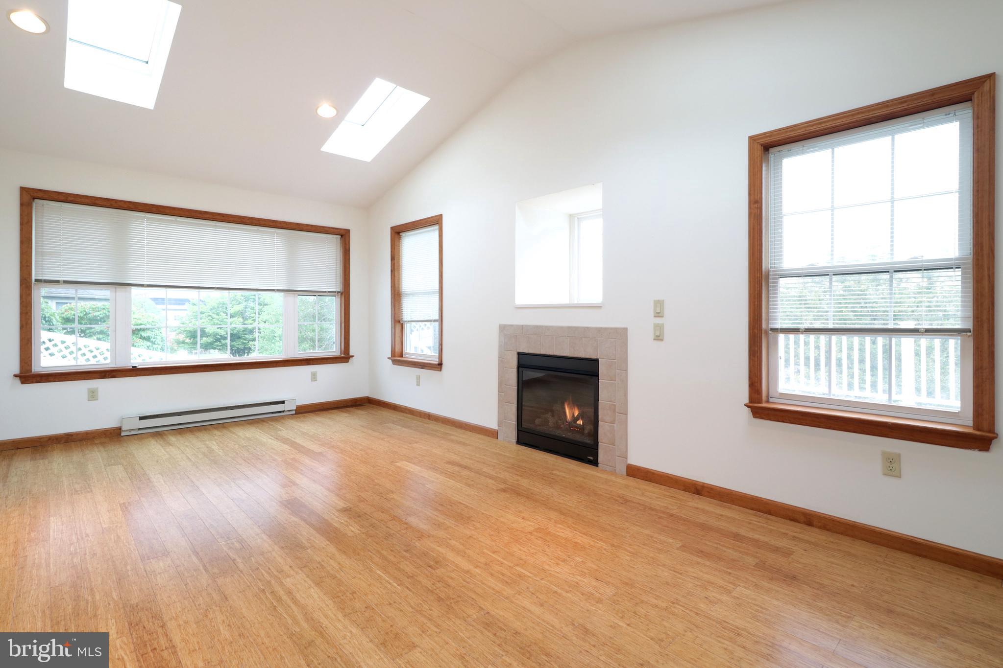 CLOVER HIGHLANDS - Residential