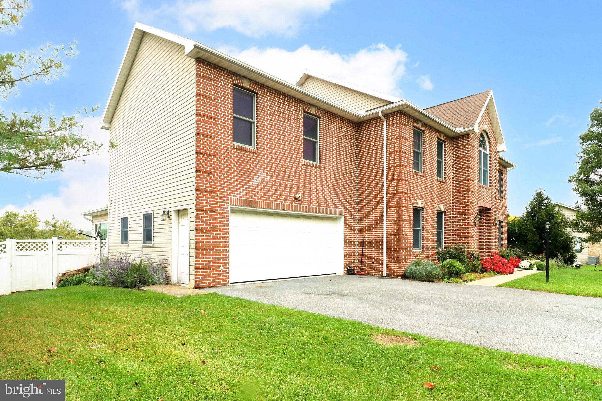 CLOVER HIGHLANDS - Residential