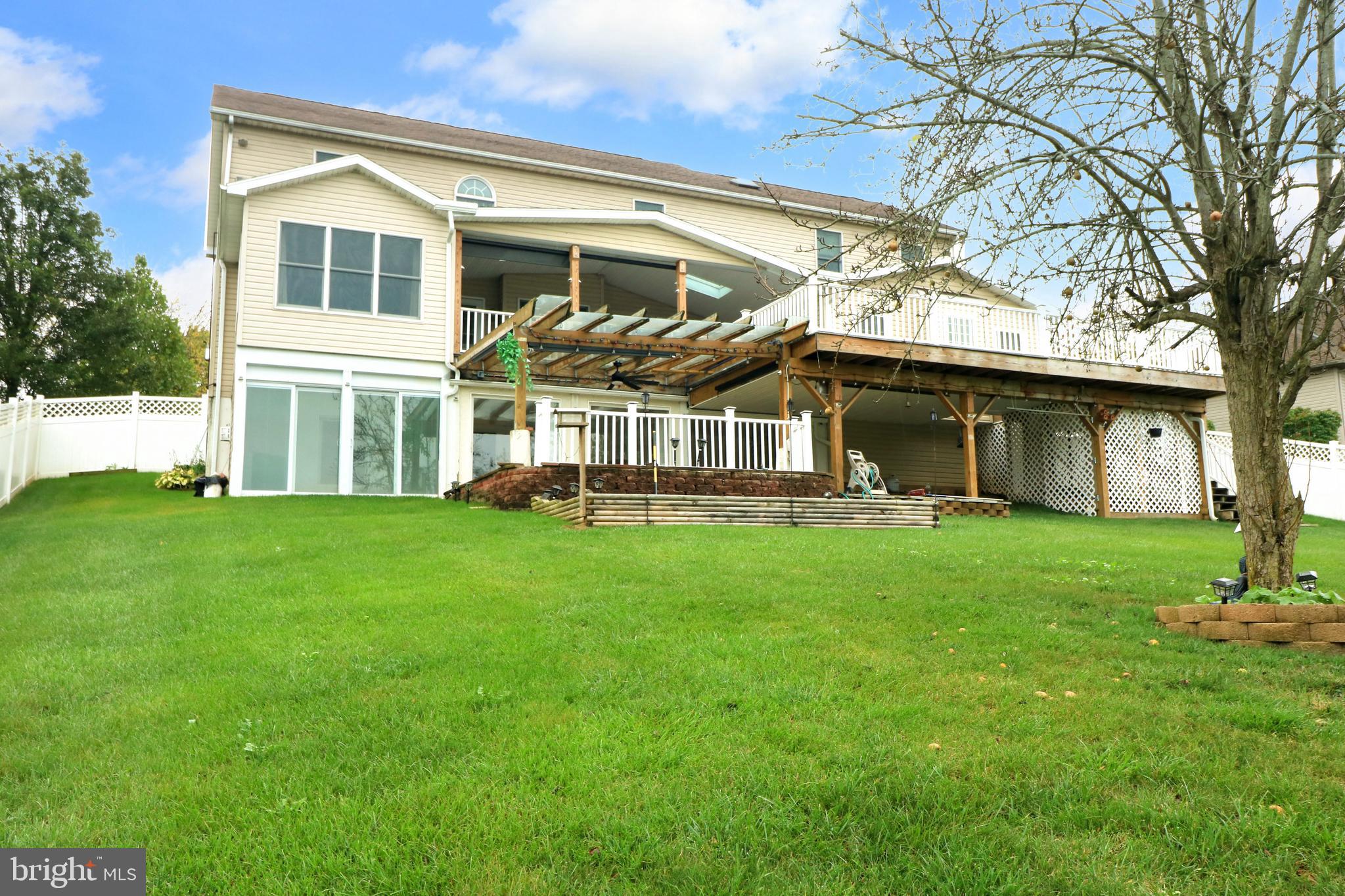 CLOVER HIGHLANDS - Residential