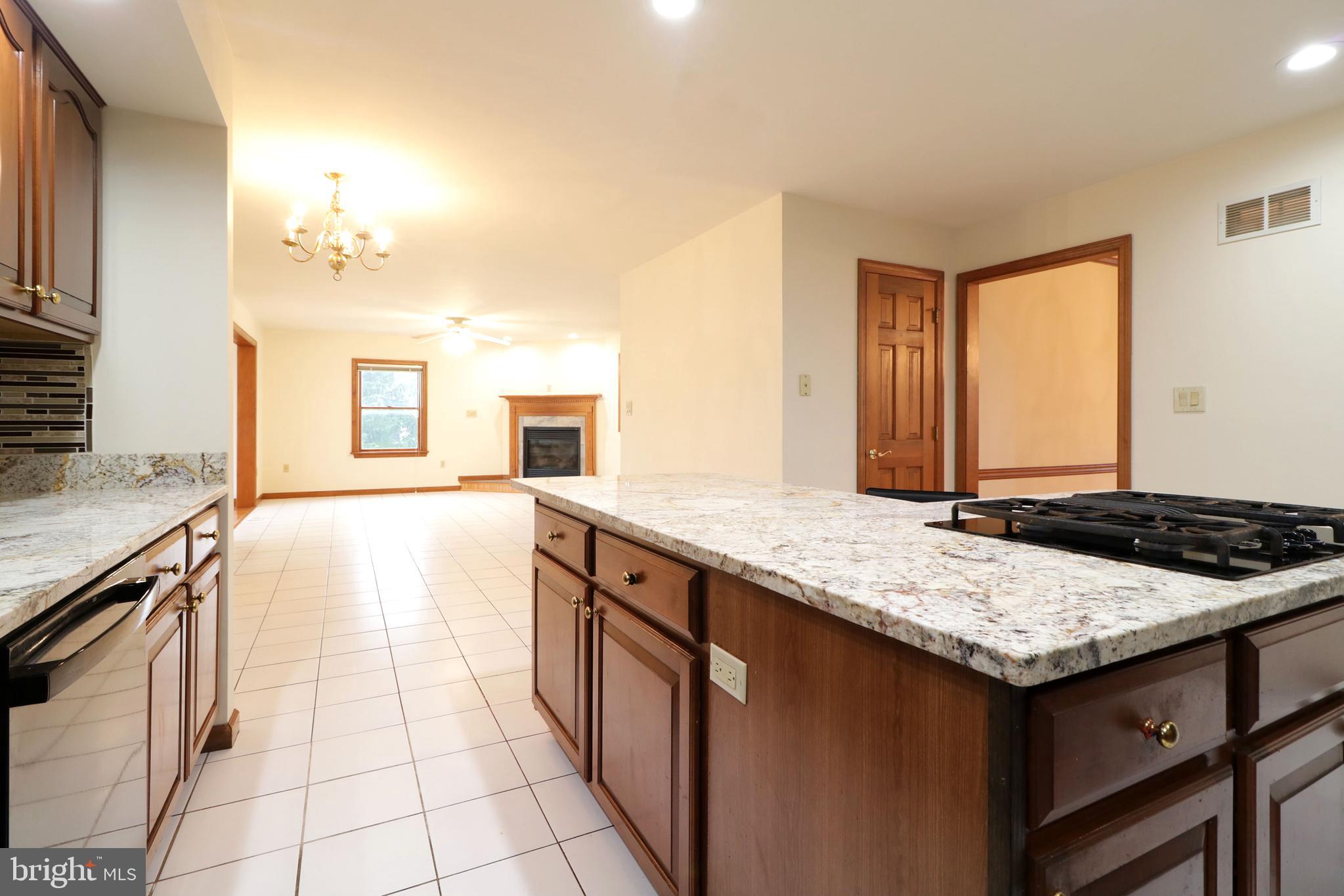 CLOVER HIGHLANDS - Residential