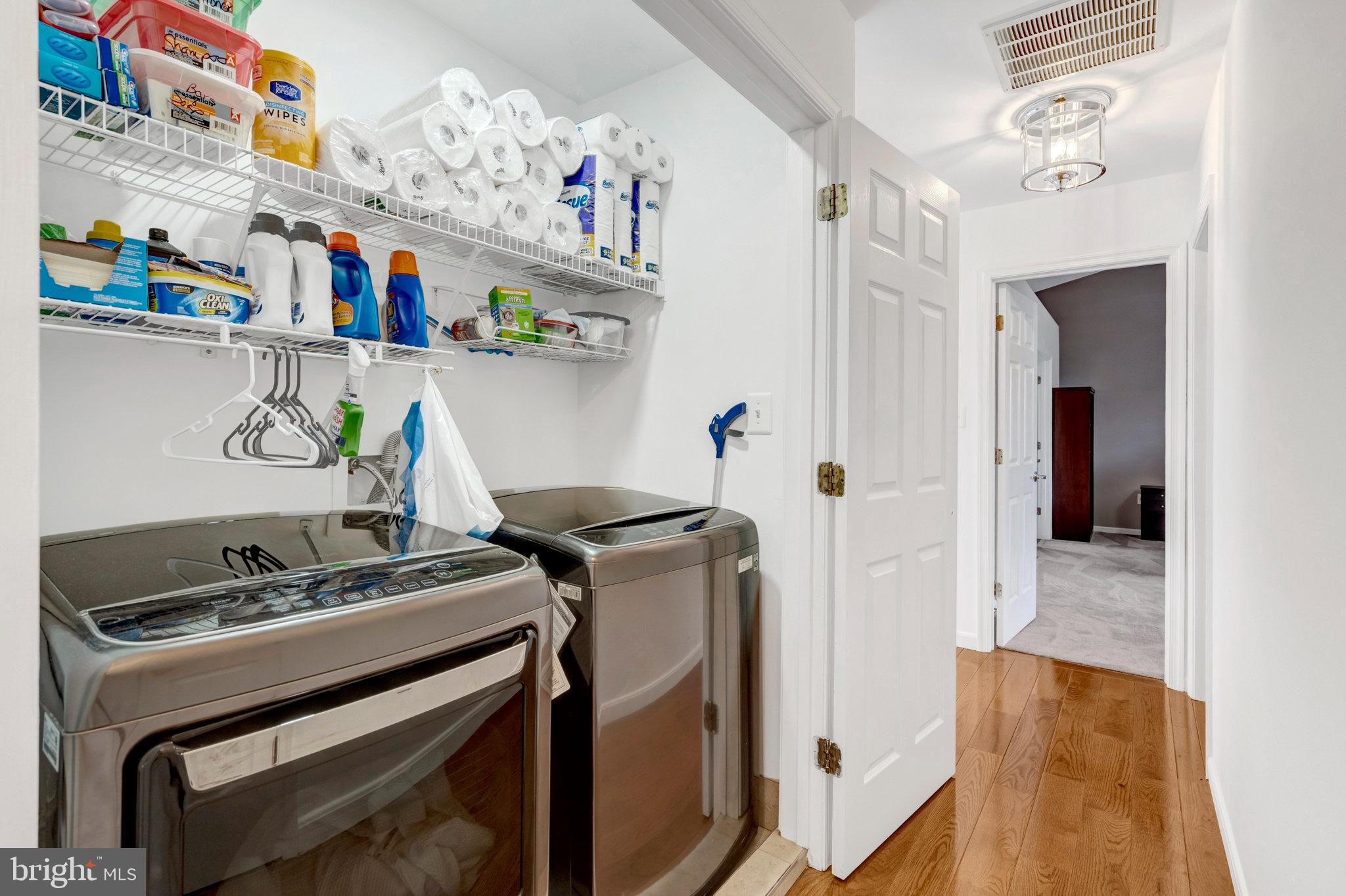 BLOOMS CROSSING - Residential