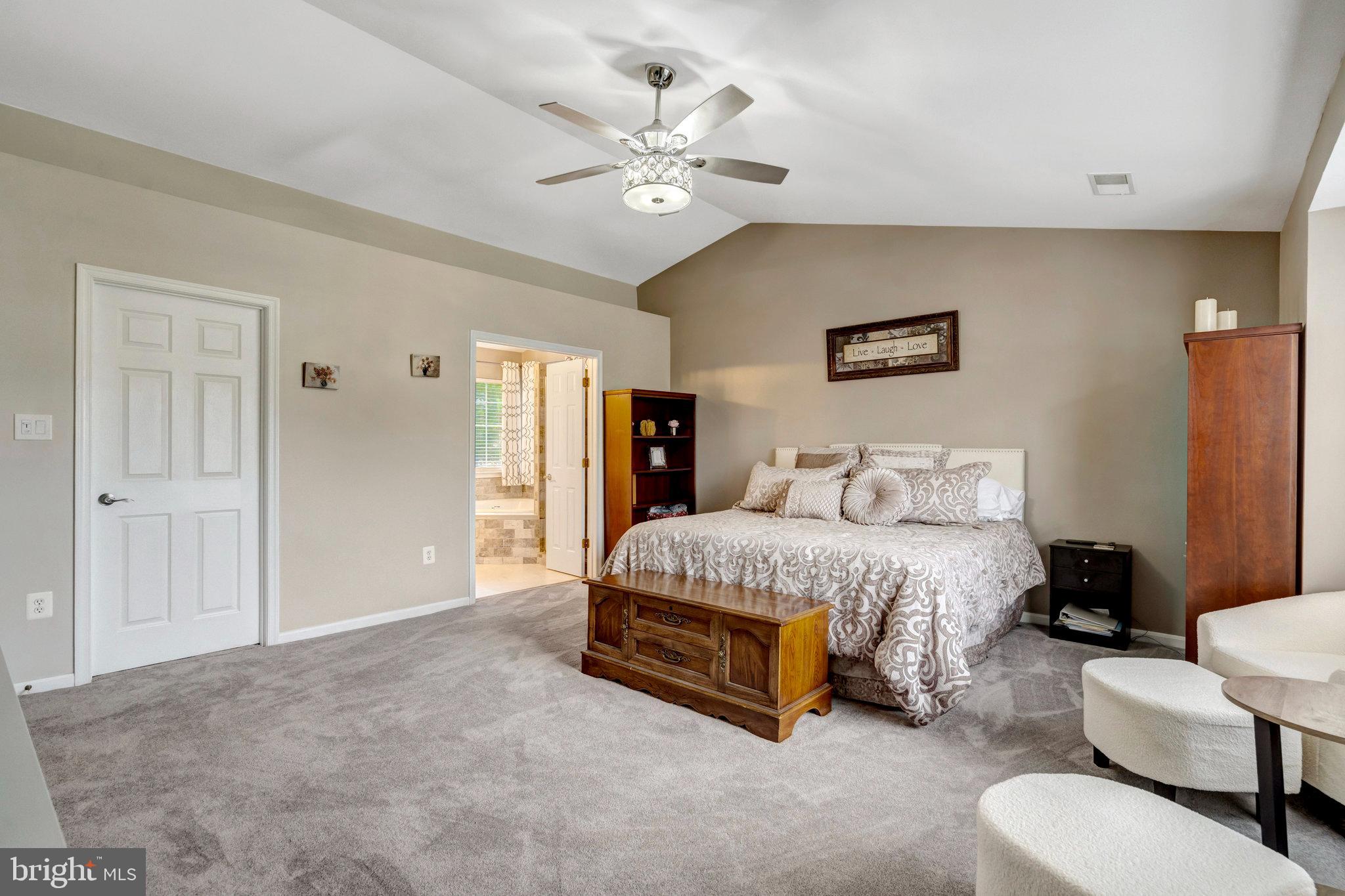 BLOOMS CROSSING - Residential