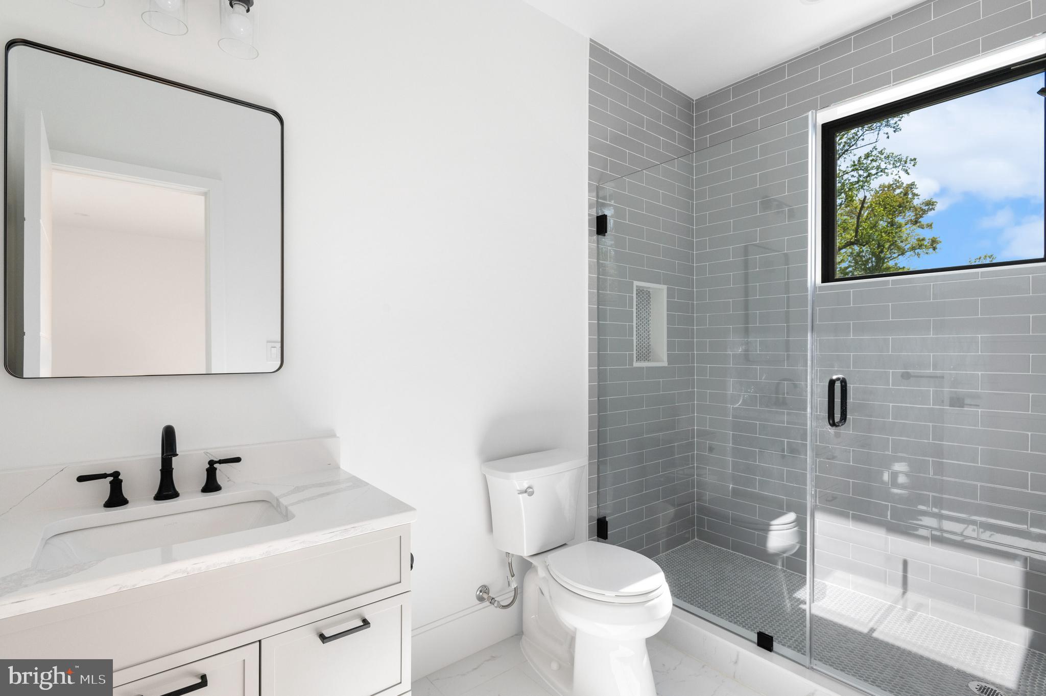 KENWOOD PARK - Residential