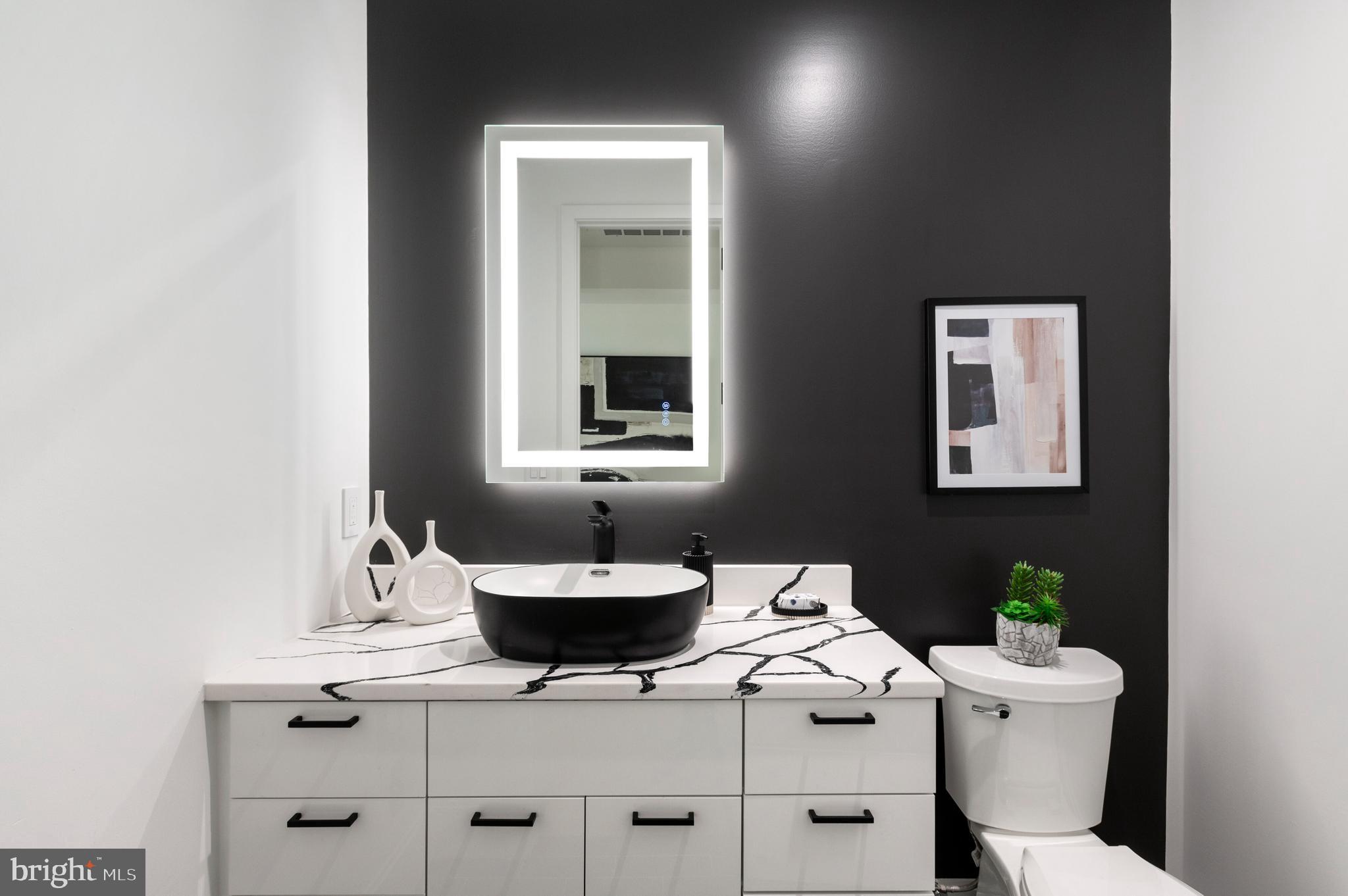 KENWOOD PARK - Residential