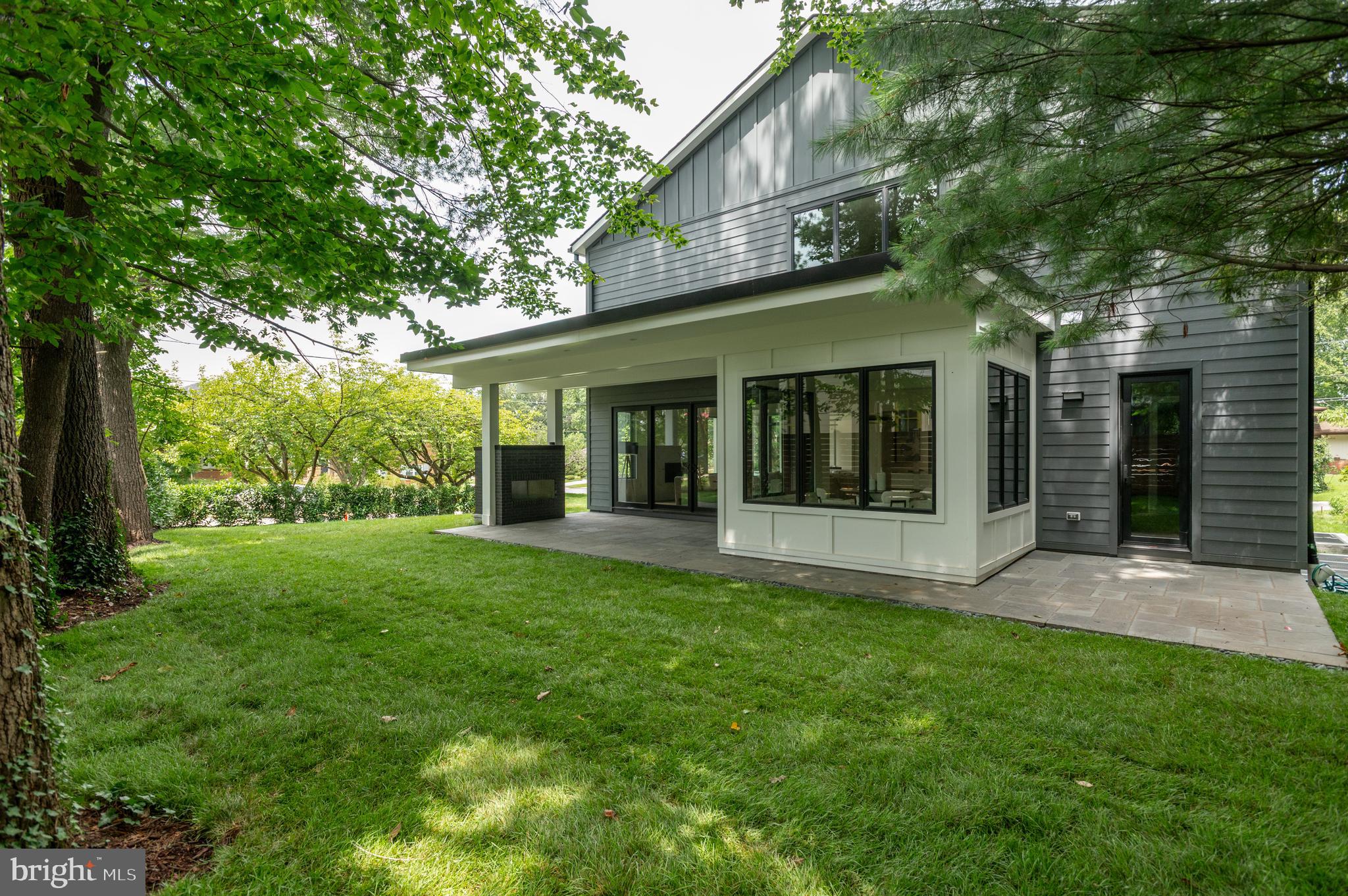 KENWOOD PARK - Residential