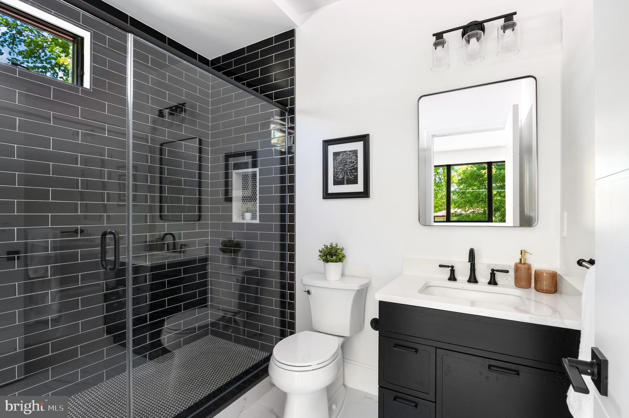 KENWOOD PARK - Residential