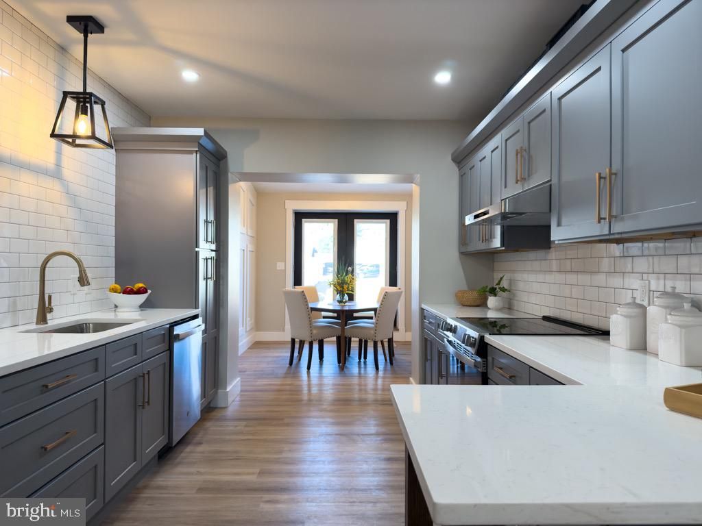 Photo of 521 Locust Street, COLUMBIA, PA 17512 (MLS # PALA2061320)