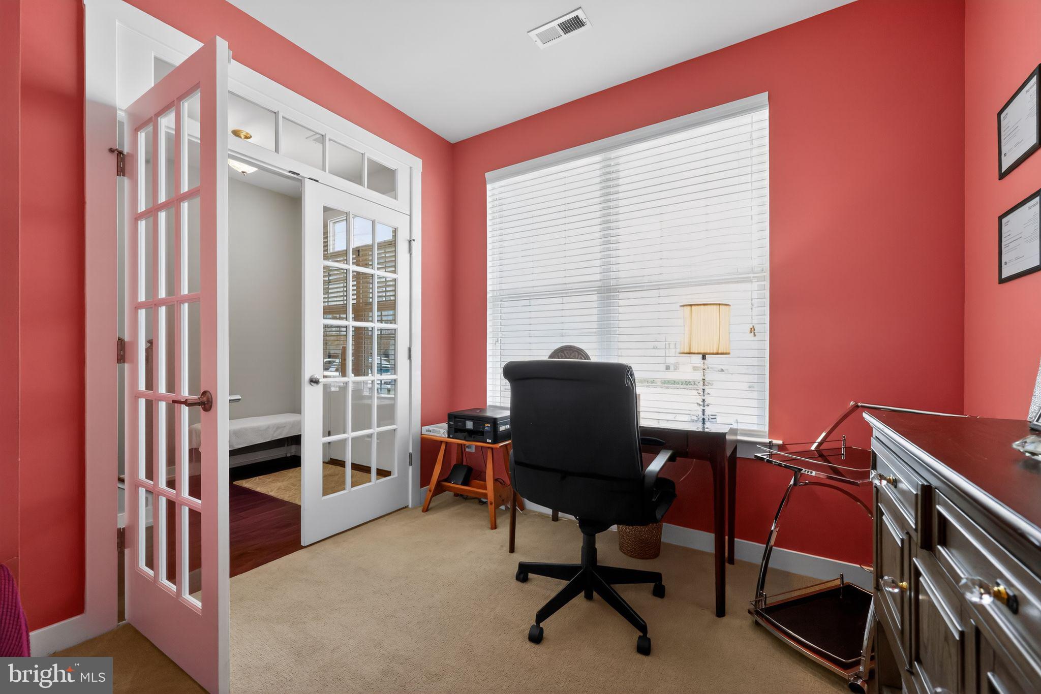 WATERSIDE - Residential