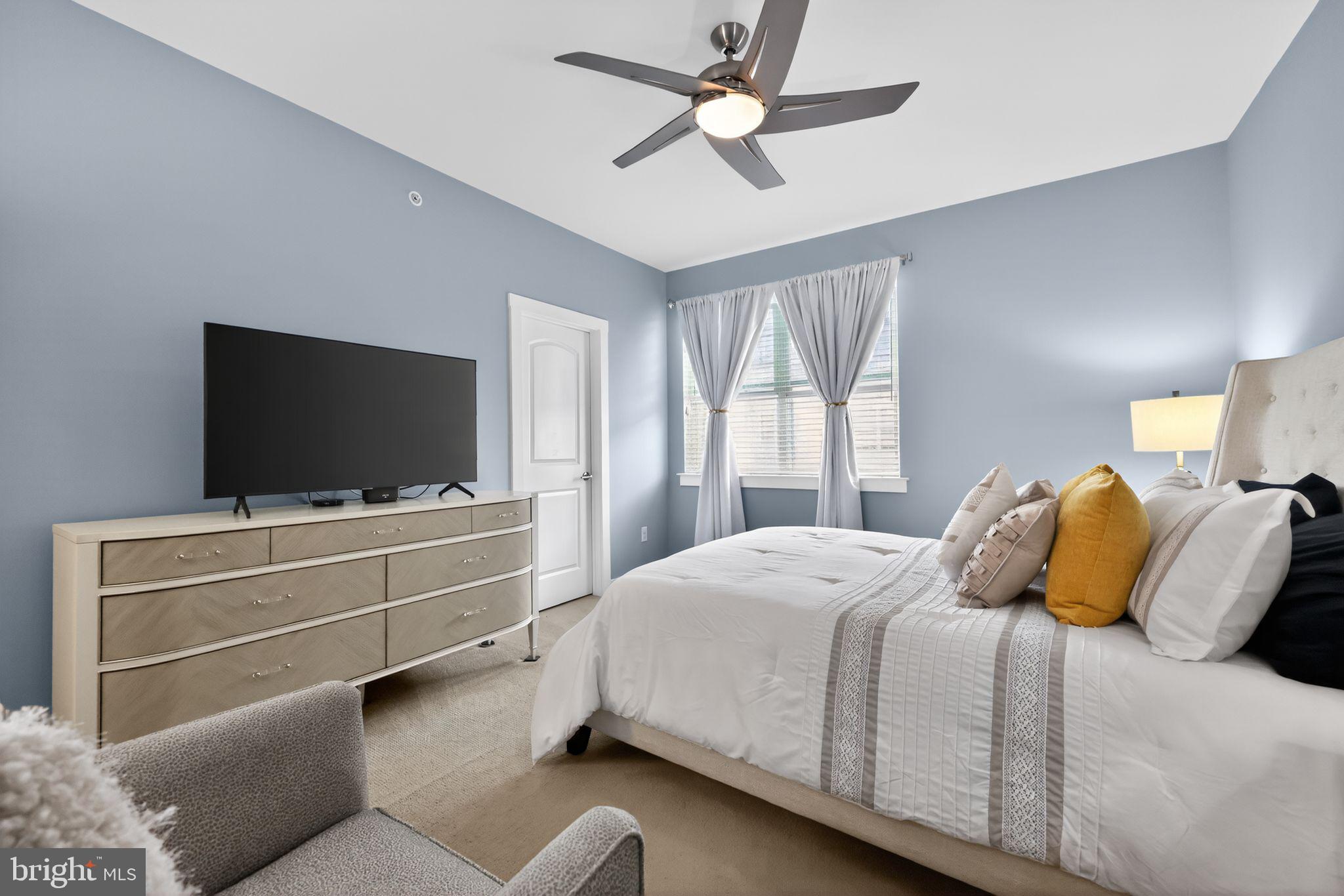 WATERSIDE - Residential