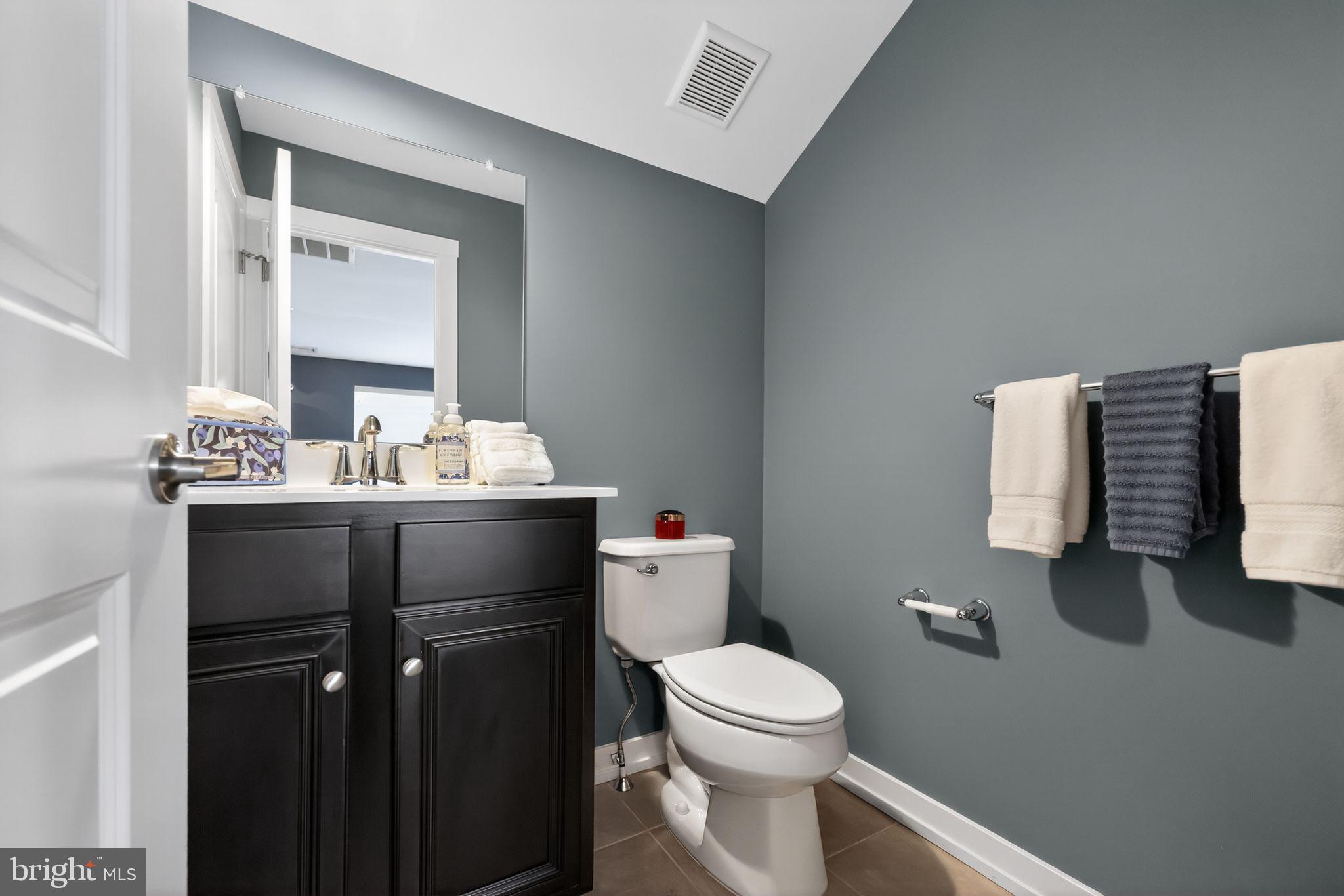 WATERSIDE - Residential