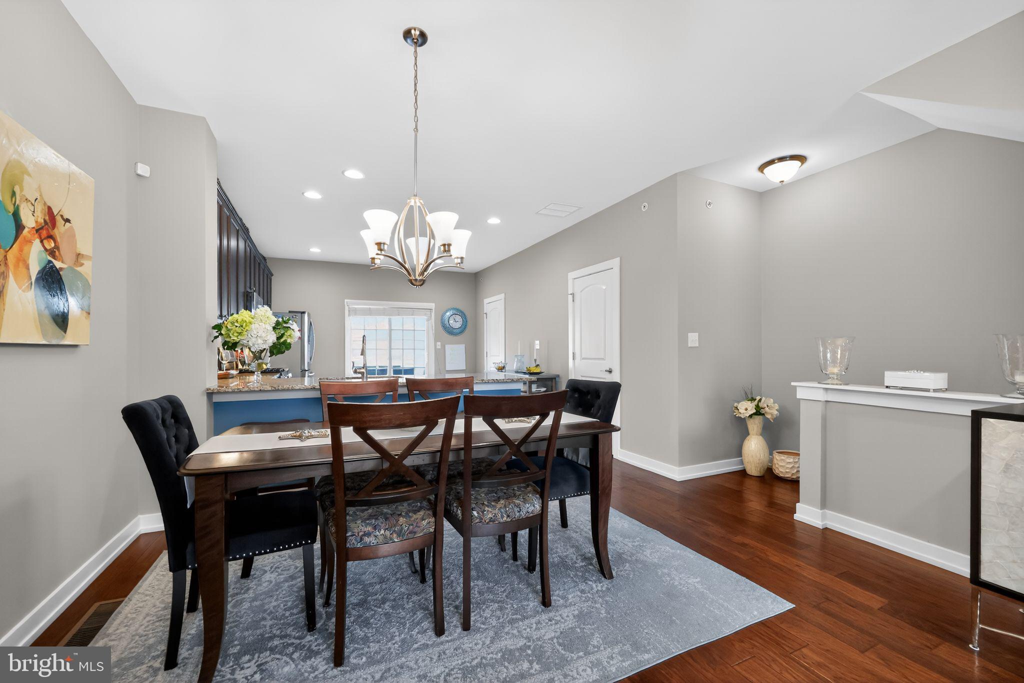 WATERSIDE - Residential