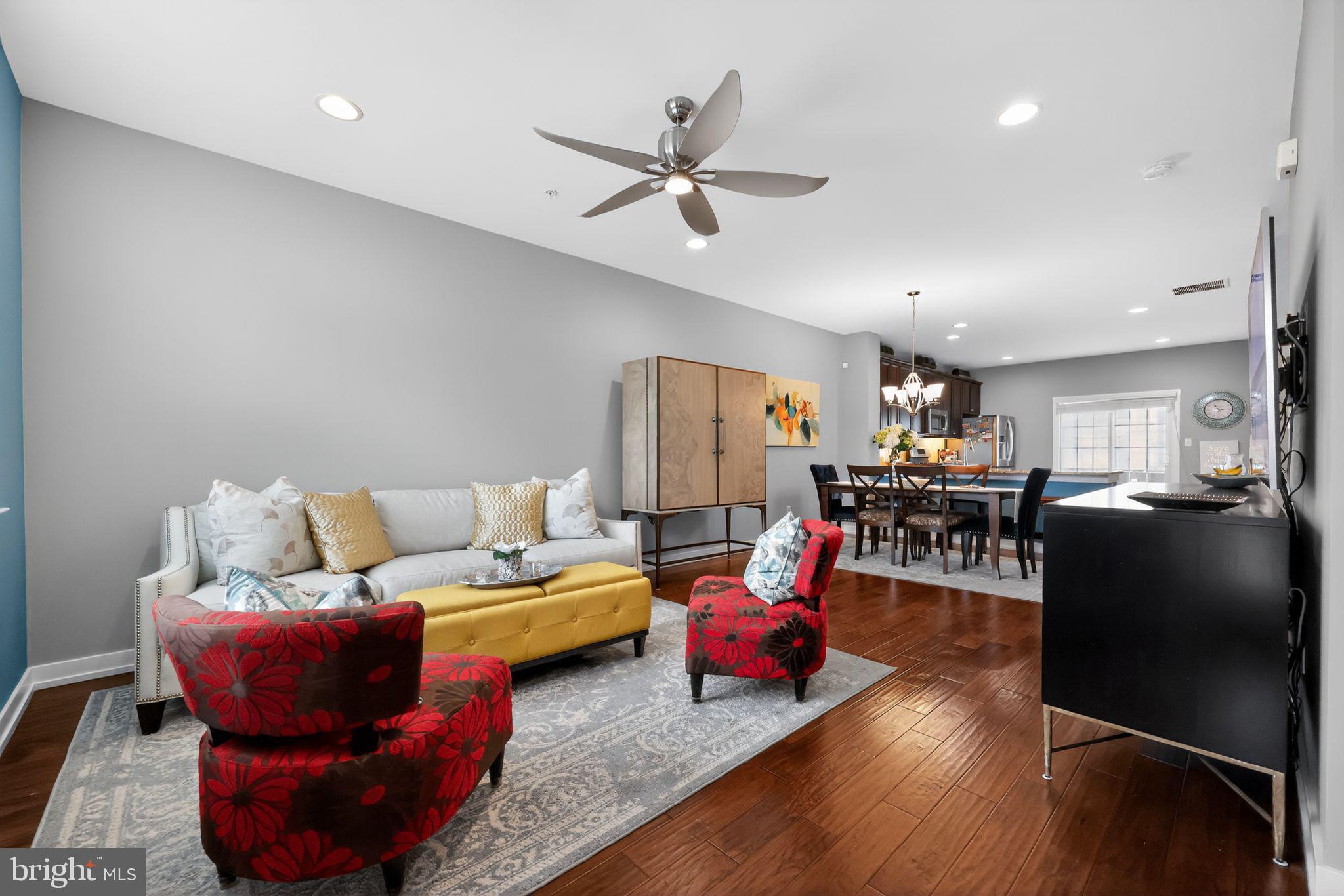 WATERSIDE - Residential