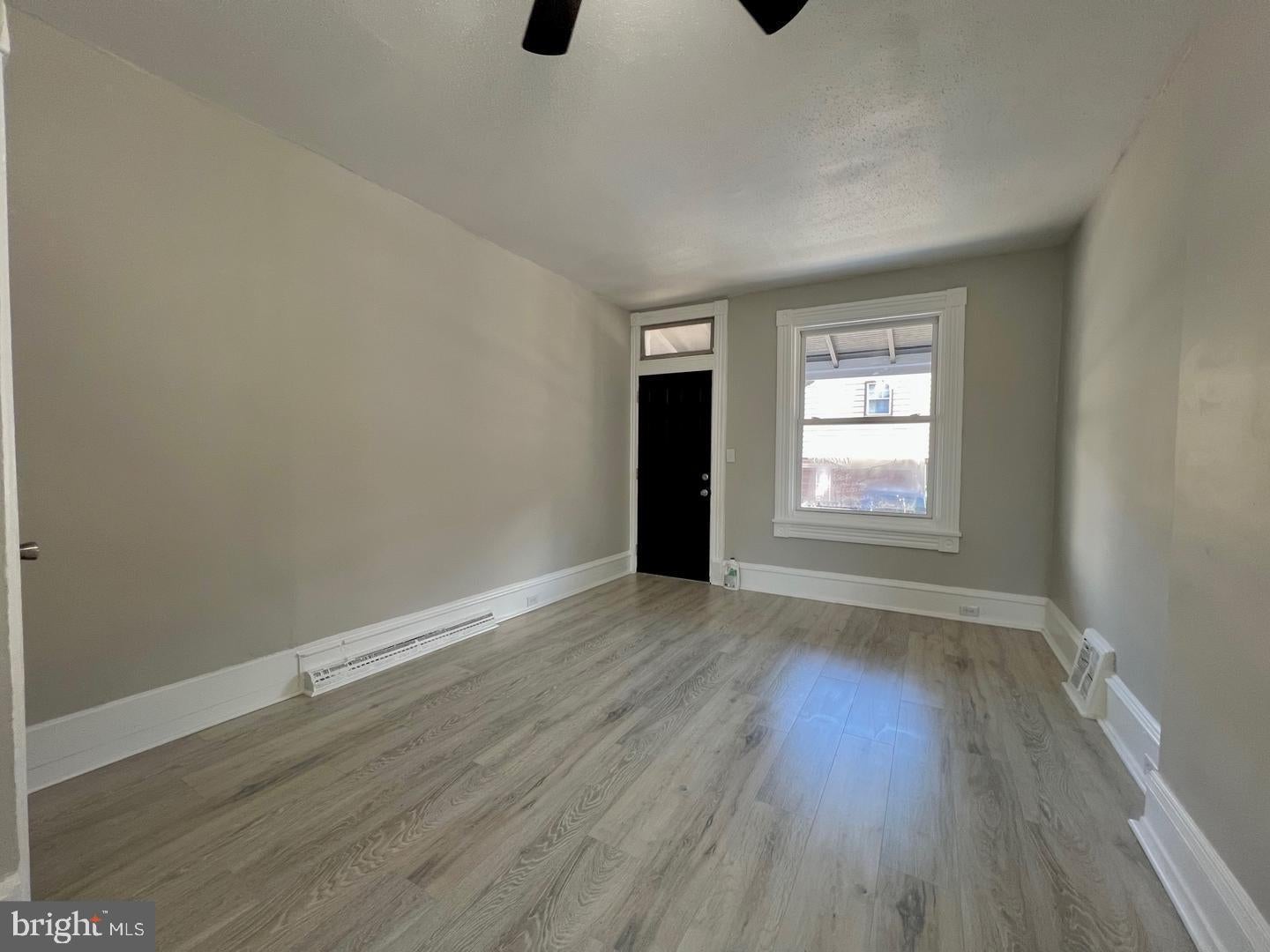 842 MULBERRY STREET